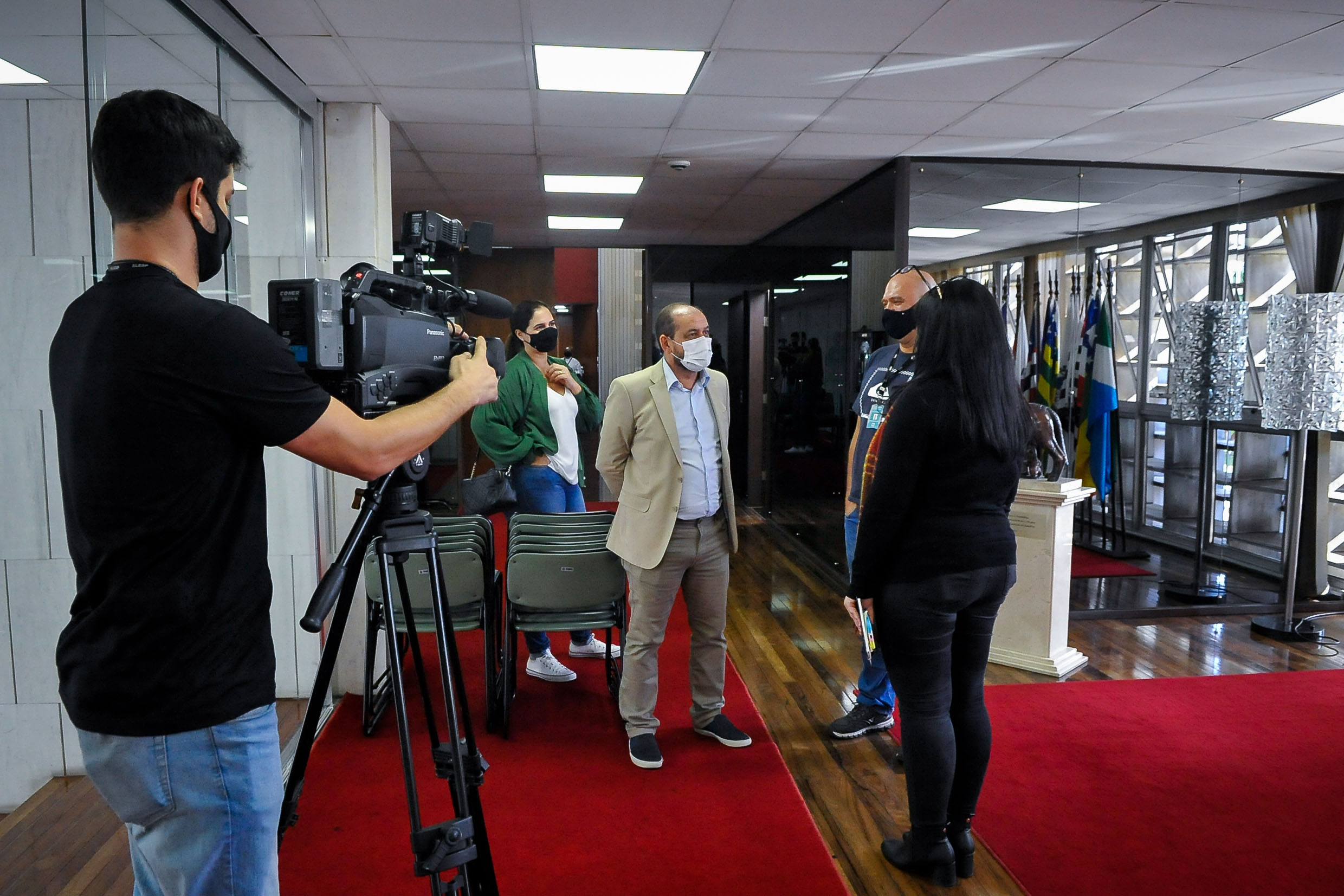Visita do deputado Laerte Gomes à ALESP<a style='float:right;color:#ccc' href='https://www3.al.sp.gov.br/repositorio/noticia/N-09-2021/fg274733.jpg' target=_blank><i class='bi bi-zoom-in'></i> Clique para ver a imagem </a>