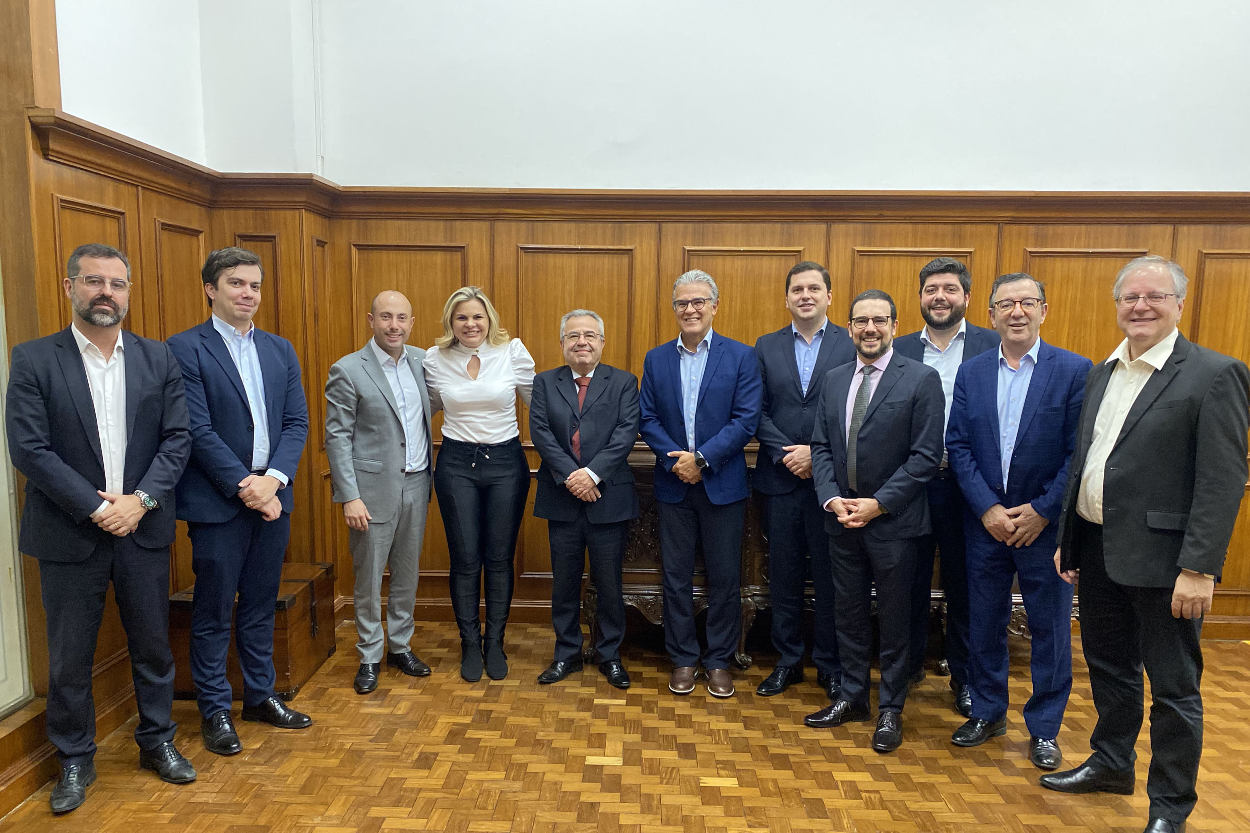Deputada Carla Morando<a style='float:right;color:#ccc' href='https://www3.al.sp.gov.br/repositorio/noticia/N-09-2023/fg308742.jpg' target=_blank><i class='bi bi-zoom-in'></i> Clique para ver a imagem </a>