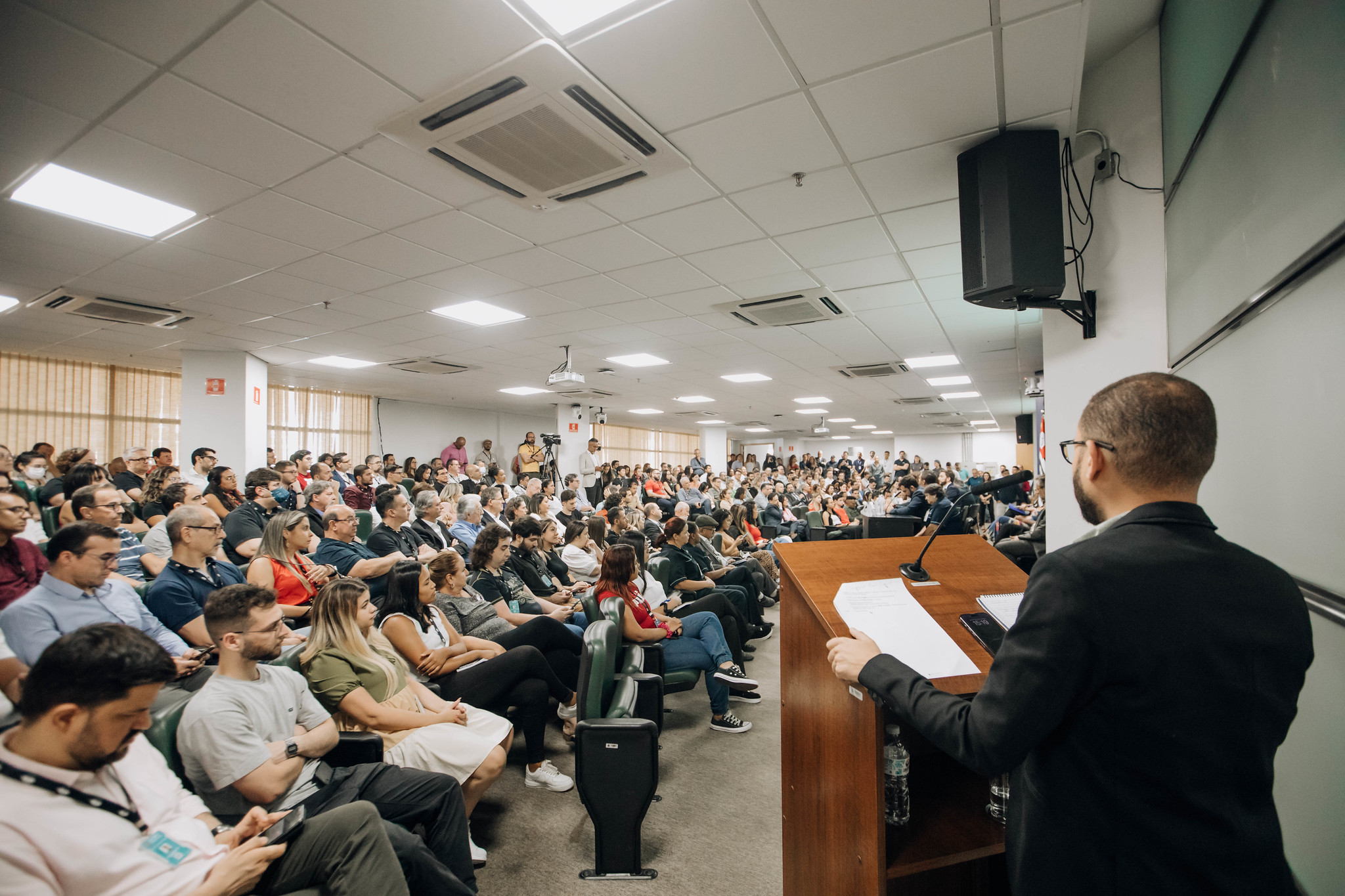 Lanamento Cartilha Comportamental da Alesp<a style='float:right;color:#ccc' href='https://www3.al.sp.gov.br/repositorio/noticia/N-09-2023/fg309293.jpg' target=_blank><i class='bi bi-zoom-in'></i> Clique para ver a imagem </a>