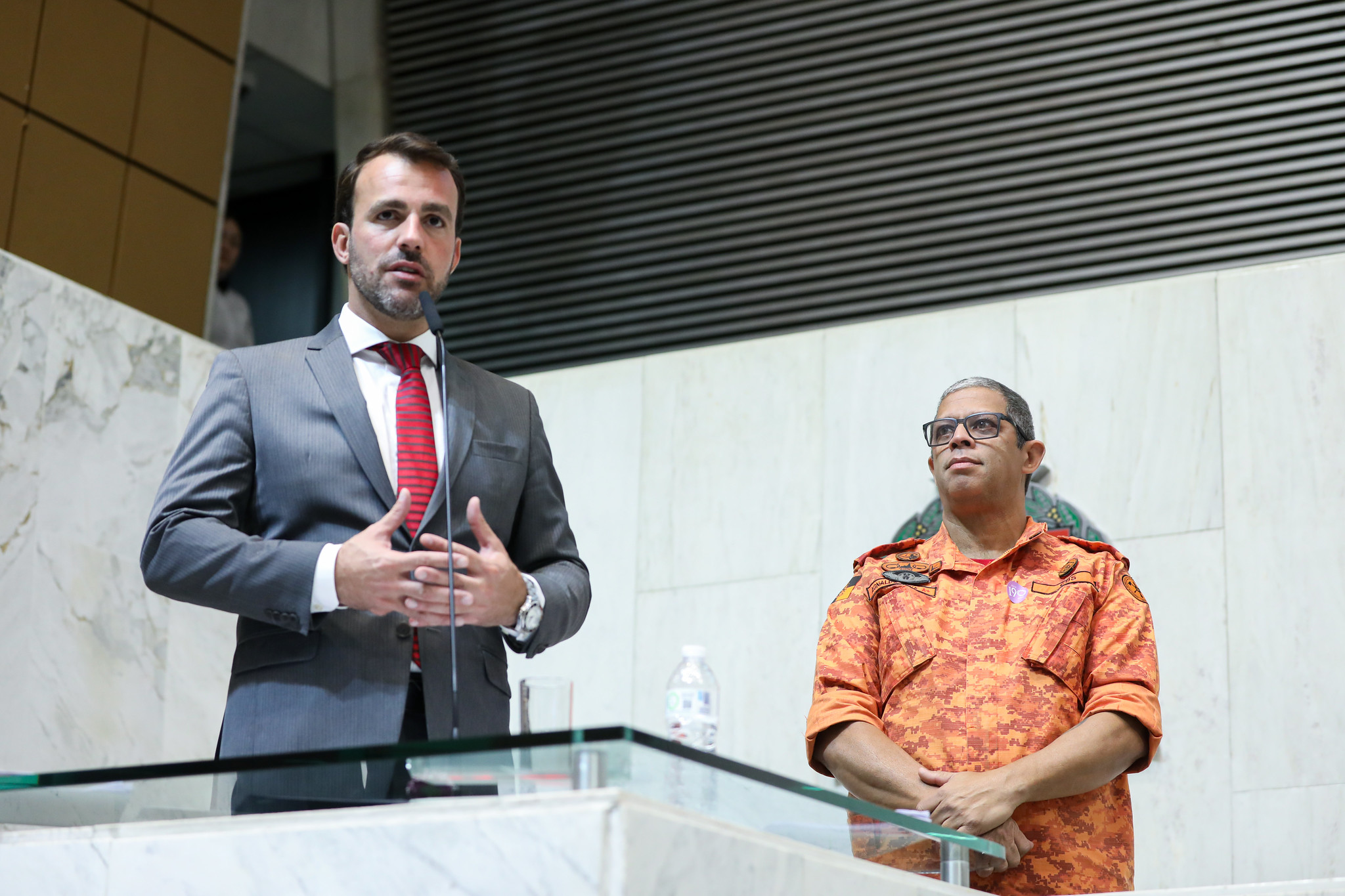 Lucas Bove (PL): mão amiga e palavra de esperança<a style='float:right;color:#ccc' href='https://www3.al.sp.gov.br/repositorio/noticia/N-09-2025/fg351820.jpg' target=_blank><i class='bi bi-zoom-in'></i> Clique para ver a imagem </a>