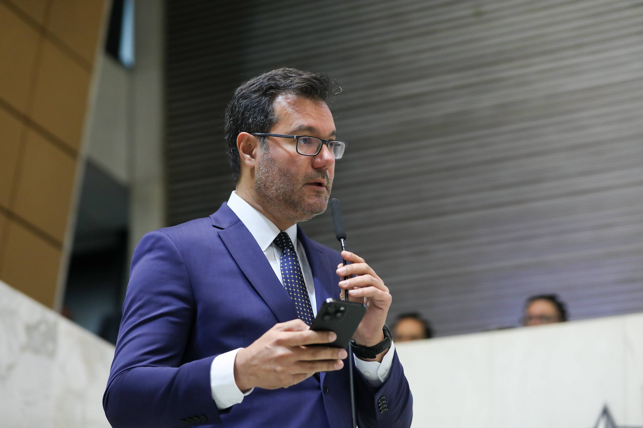 Alex Madureira (PL): perfil do conselheiro<a style='float:right;color:#ccc' href='https://www3.al.sp.gov.br/repositorio/noticia/N-09-2025/fg351902.jpg' target=_blank><i class='bi bi-zoom-in'></i> Clique para ver a imagem </a>
