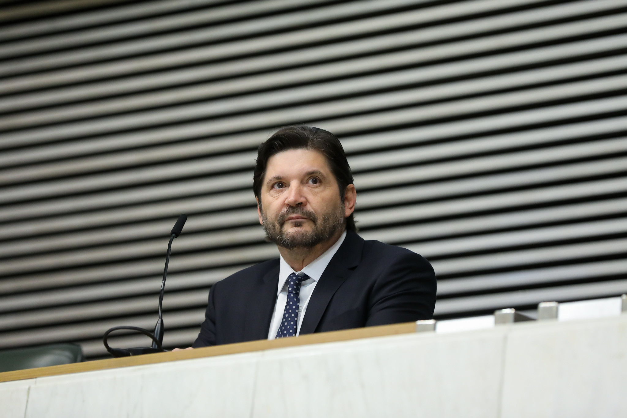 Presidente Andr do Prado comandou audincia de sabatina e Sesso<a style='float:right;color:#ccc' href='https://www3.al.sp.gov.br/repositorio/noticia/N-09-2025/fg351903.jpg' target=_blank><i class='bi bi-zoom-in'></i> Clique para ver a imagem </a>