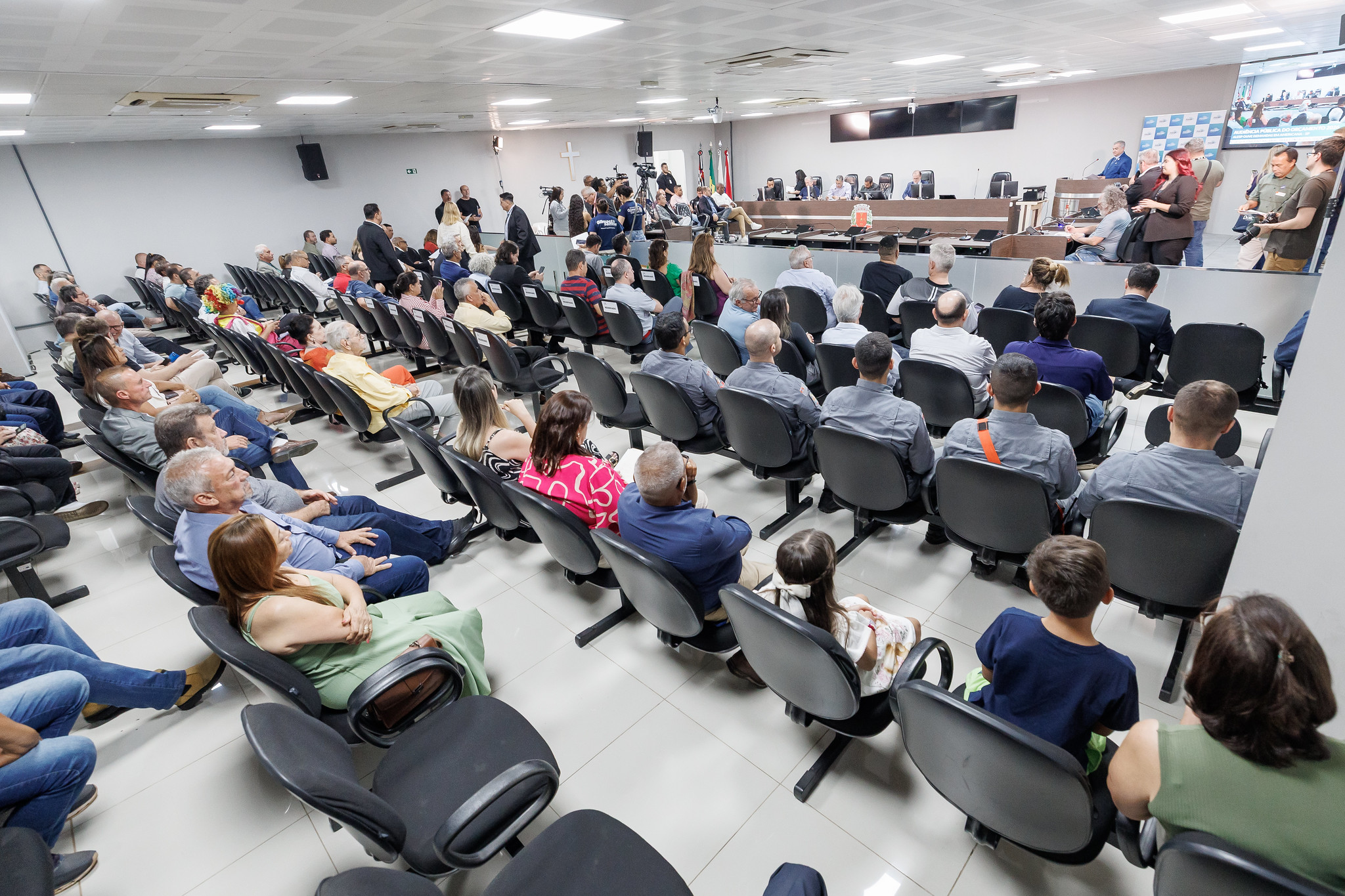 Assistência social e saúde pautam audiência em Americana<a style='float:right;color:#ccc' href='https://www3.al.sp.gov.br/repositorio/noticia/N-09-2025/fg352093.jpg' target=_blank><i class='bi bi-zoom-in'></i> Clique para ver a imagem </a>