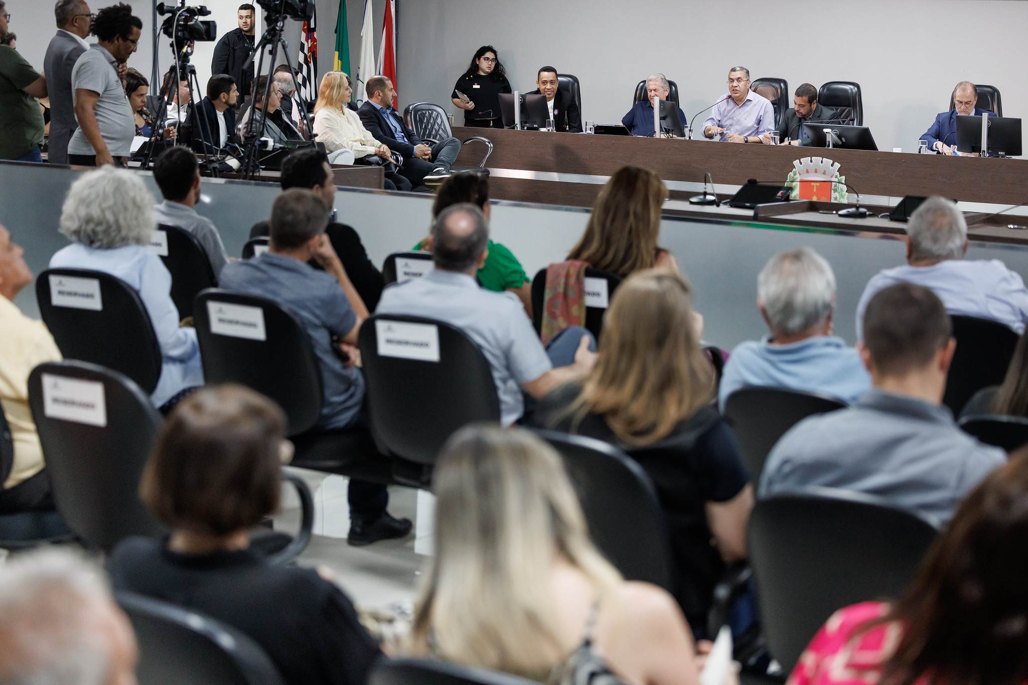 R$ 500 mil serão destinados a 5 municípios<a style='float:right;color:#ccc' href='https://www3.al.sp.gov.br/repositorio/noticia/N-09-2025/fg352094.jpg' target=_blank><i class='bi bi-zoom-in'></i> Clique para ver a imagem </a>