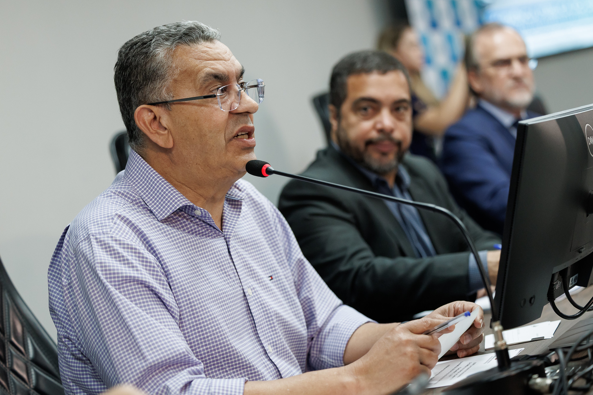 Gilmaci Santos, presidente da CFOP<a style='float:right;color:#ccc' href='https://www3.al.sp.gov.br/repositorio/noticia/N-09-2025/fg352103.jpg' target=_blank><i class='bi bi-zoom-in'></i> Clique para ver a imagem </a>