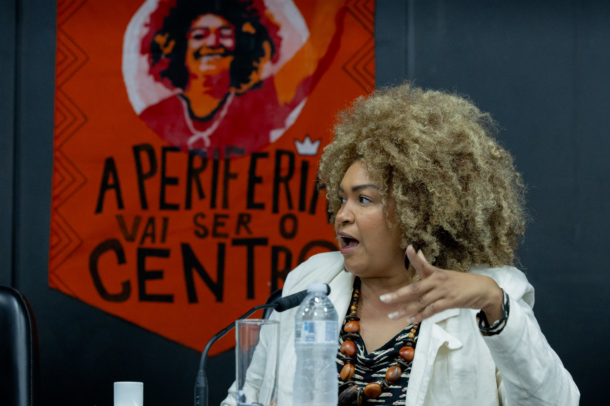Dep. Ediane Maria presidiu o evento<a style='float:right;color:#ccc' href='https://www3.al.sp.gov.br/repositorio/noticia/N-09-2025/fg352200.jpg' target=_blank><i class='bi bi-zoom-in'></i> Clique para ver a imagem </a>