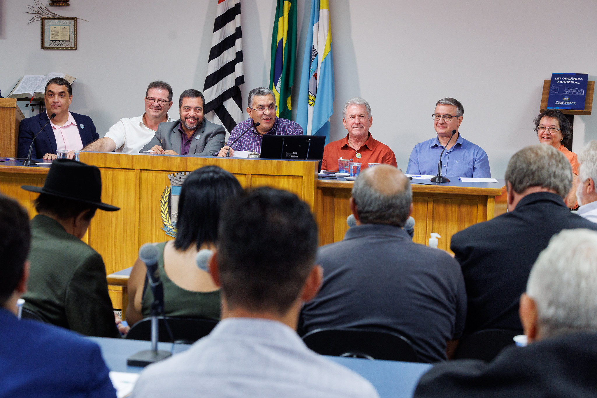 Parlamentares da Alesp comandam audiência<a style='float:right;color:#ccc' href='https://www3.al.sp.gov.br/repositorio/noticia/N-09-2025/fg352442.jpg' target=_blank><i class='bi bi-zoom-in'></i> Clique para ver a imagem </a>