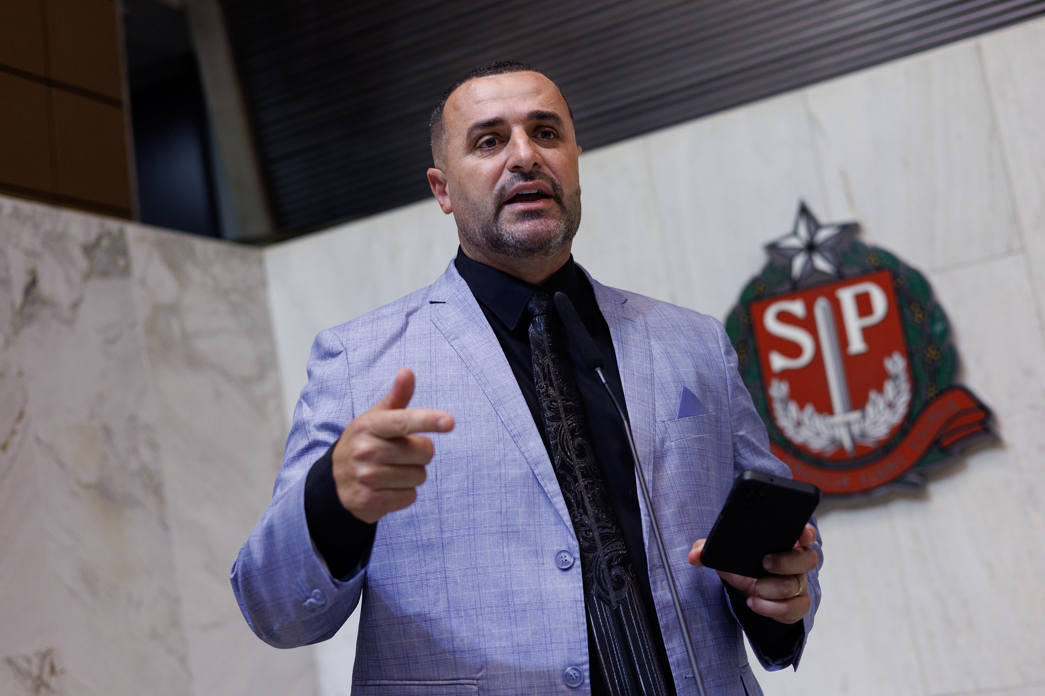 Deputado Vitão do Cachorrão<a style='float:right;color:#ccc' href='https://www3.al.sp.gov.br/repositorio/noticia/N-09-2025/fg352624.jpg' target=_blank><i class='bi bi-zoom-in'></i> Clique para ver a imagem </a>