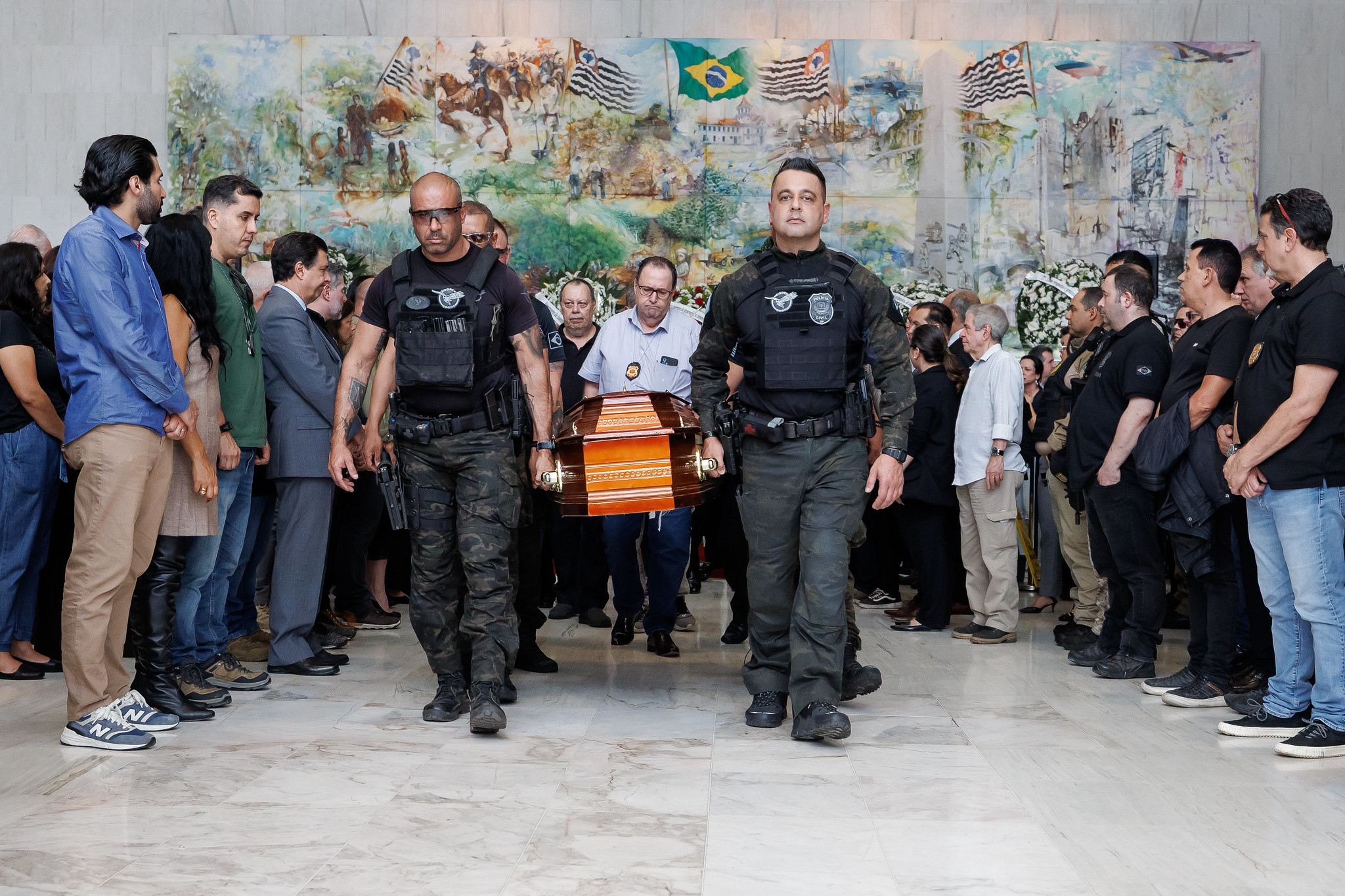 Corpo de Ruy Ferraz Fontes é velado na Alesp<a style='float:right;color:#ccc' href='https://www3.al.sp.gov.br/repositorio/noticia/N-09-2025/fg352625.jpg' target=_blank><i class='bi bi-zoom-in'></i> Clique para ver a imagem </a>