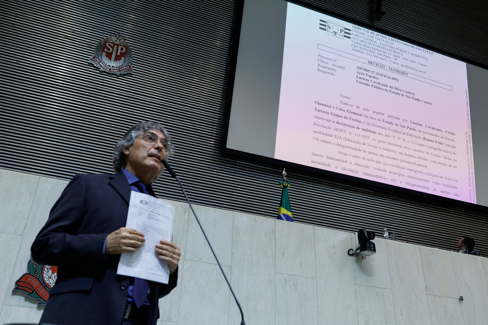 Giannazi: liminar contra implantação EJA flexível<a style='float:right;color:#ccc' href='https://www3.al.sp.gov.br/repositorio/noticia/N-09-2025/fg352773.jpg' target=_blank><i class='bi bi-zoom-in'></i> Clique para ver a imagem </a>