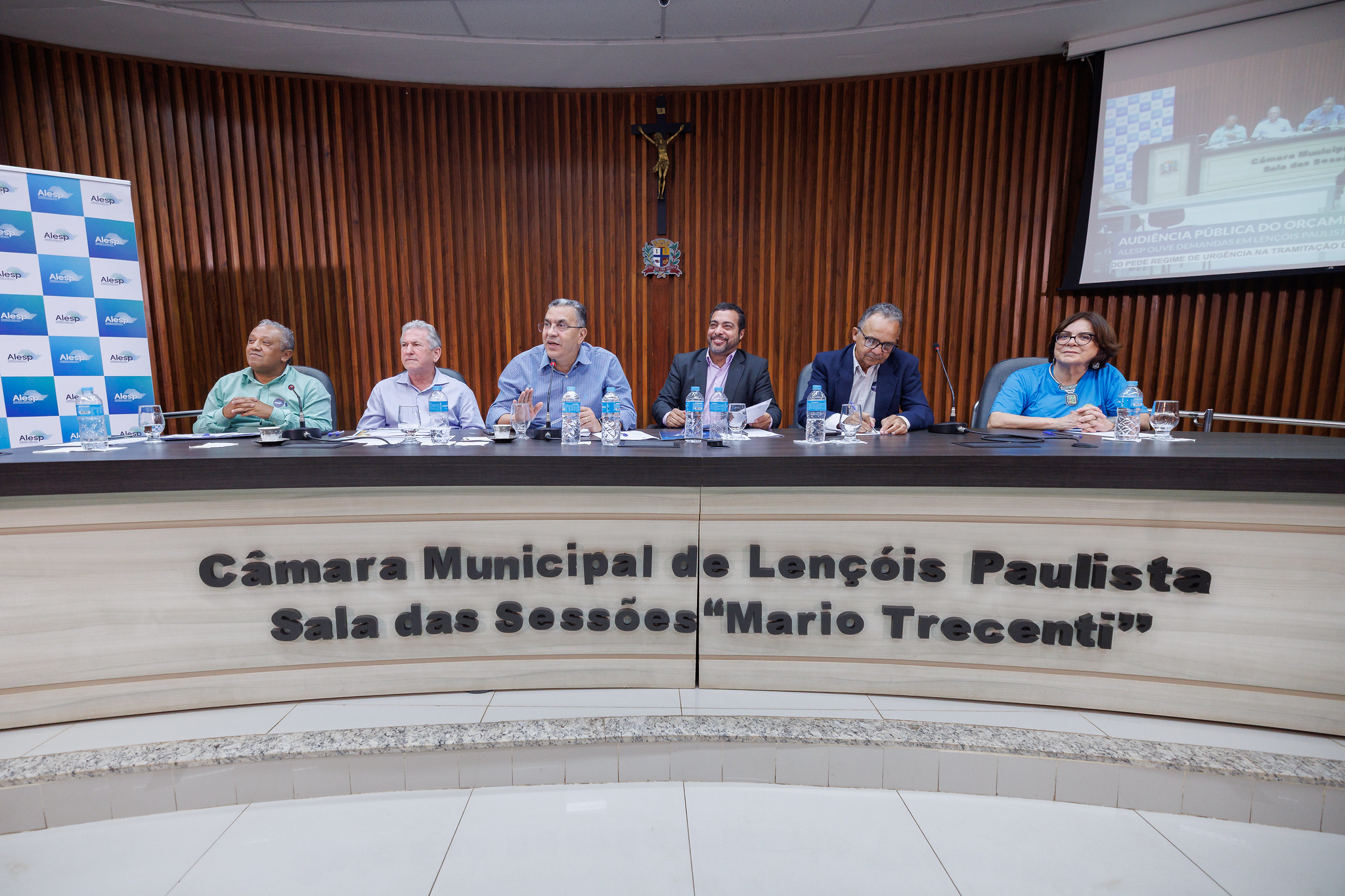 Saúde é destaque em audiência do Orçamento 2026<a style='float:right;color:#ccc' href='https://www3.al.sp.gov.br/repositorio/noticia/N-09-2025/fg352901.jpg' target=_blank><i class='bi bi-zoom-in'></i> Clique para ver a imagem </a>