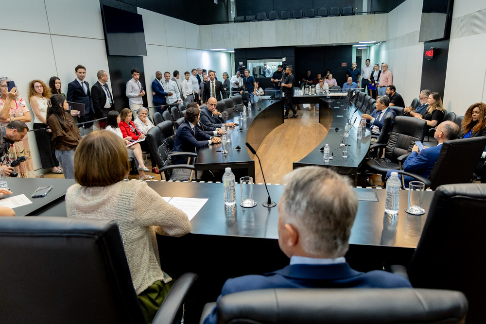 Comisso de Educao e Cultura volta as atividades<a style='float:right;color:#ccc' href='https://www3.al.sp.gov.br/repositorio/noticia/N-09-2025/fg353688.jpg' target=_blank><i class='bi bi-zoom-in'></i> Clique para ver a imagem </a>