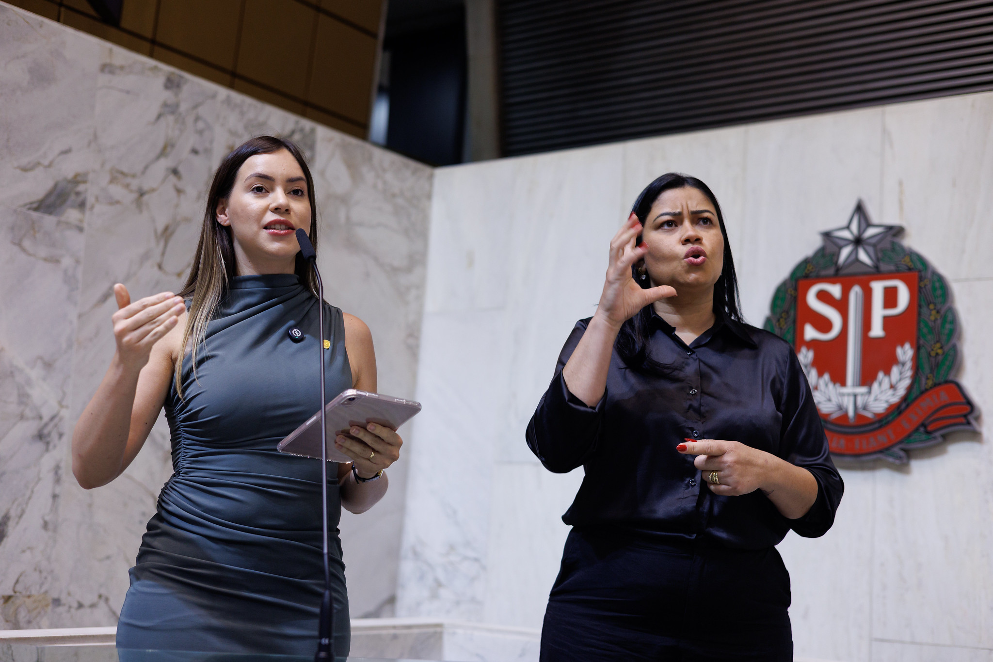 Deputada Fabiana Bolsonaro (PL)<a style='float:right;color:#ccc' href='https://www3.al.sp.gov.br/repositorio/noticia/N-09-2025/fg353709.jpg' target=_blank><i class='bi bi-zoom-in'></i> Clique para ver a imagem </a>