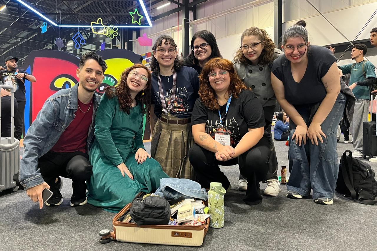 Encontro dos integrantes do Clube da Austen <a style='float:right;color:#ccc' href='https://www3.al.sp.gov.br/repositorio/noticia/N-09-2026/fg367395.jpeg' target=_blank><i class='bi bi-zoom-in'></i> Clique para ver a imagem </a>