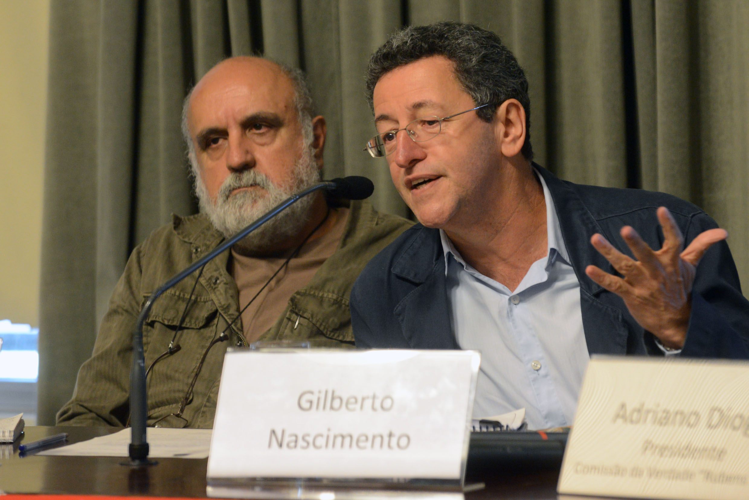 Gilberto Nascimento e Douglas Mansur  <a style='float:right;color:#ccc' href='https://www3.al.sp.gov.br/repositorio/noticia/N-10-2013/fg131656.jpg' target=_blank><i class='bi bi-zoom-in'></i> Clique para ver a imagem </a>
