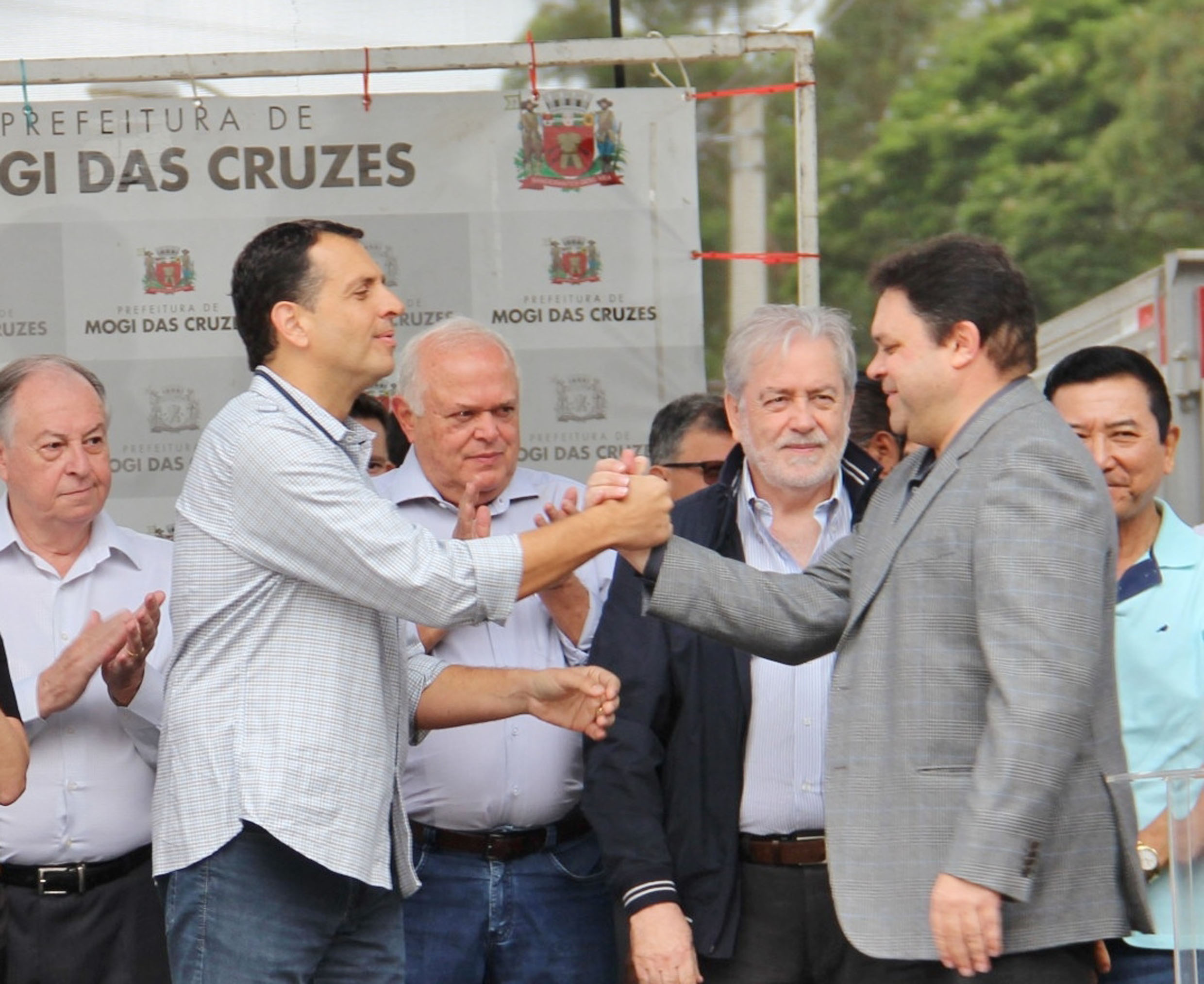 Marcos Damasio reforou apoio ao prefeito de Mogi das Cruzes<a style='float:right;color:#ccc' href='https://www3.al.sp.gov.br/repositorio/noticia/N-10-2015/fg177481.jpg' target=_blank><i class='bi bi-zoom-in'></i> Clique para ver a imagem </a>