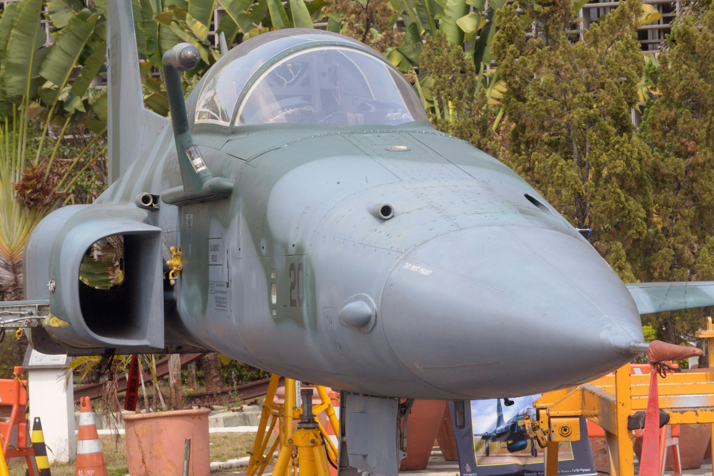 File:Brinquedo - Avião Força Aérea Brasileira, Acervo do Museu Paulista da  USP (5).jpg - Wikimedia Commons