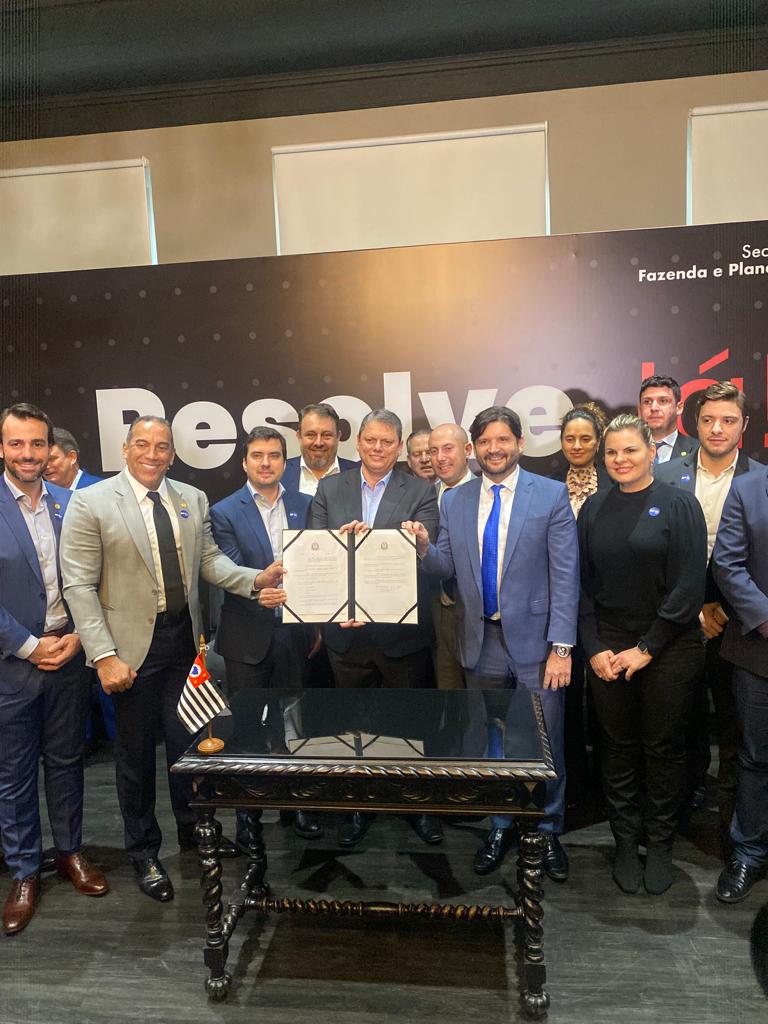 Resolve Já<a style='float:right;color:#ccc' href='https://www3.al.sp.gov.br/repositorio/noticia/N-10-2023/fg310279.jpeg' target=_blank><i class='bi bi-zoom-in'></i> Clique para ver a imagem </a>