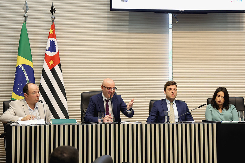 CPI ENEL<a style='float:right;color:#ccc' href='https://www3.al.sp.gov.br/repositorio/noticia/N-10-2023/fg311499.jpg' target=_blank><i class='bi bi-zoom-in'></i> Clique para ver a imagem </a>