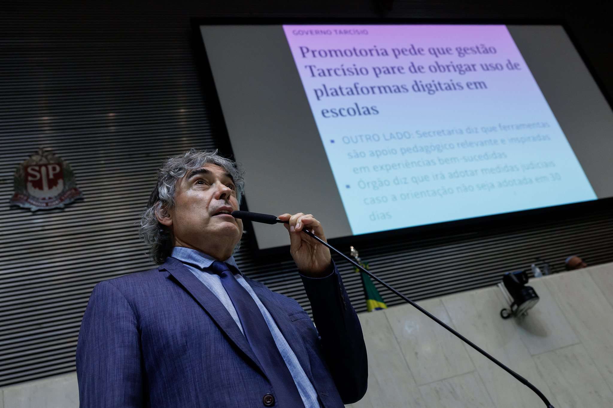 Dep. Carlos Giannazi<a style='float:right;color:#ccc' href='https://www3.al.sp.gov.br/repositorio/noticia/N-10-2025/fg354170.jpg' target=_blank><i class='bi bi-zoom-in'></i> Clique para ver a imagem </a>