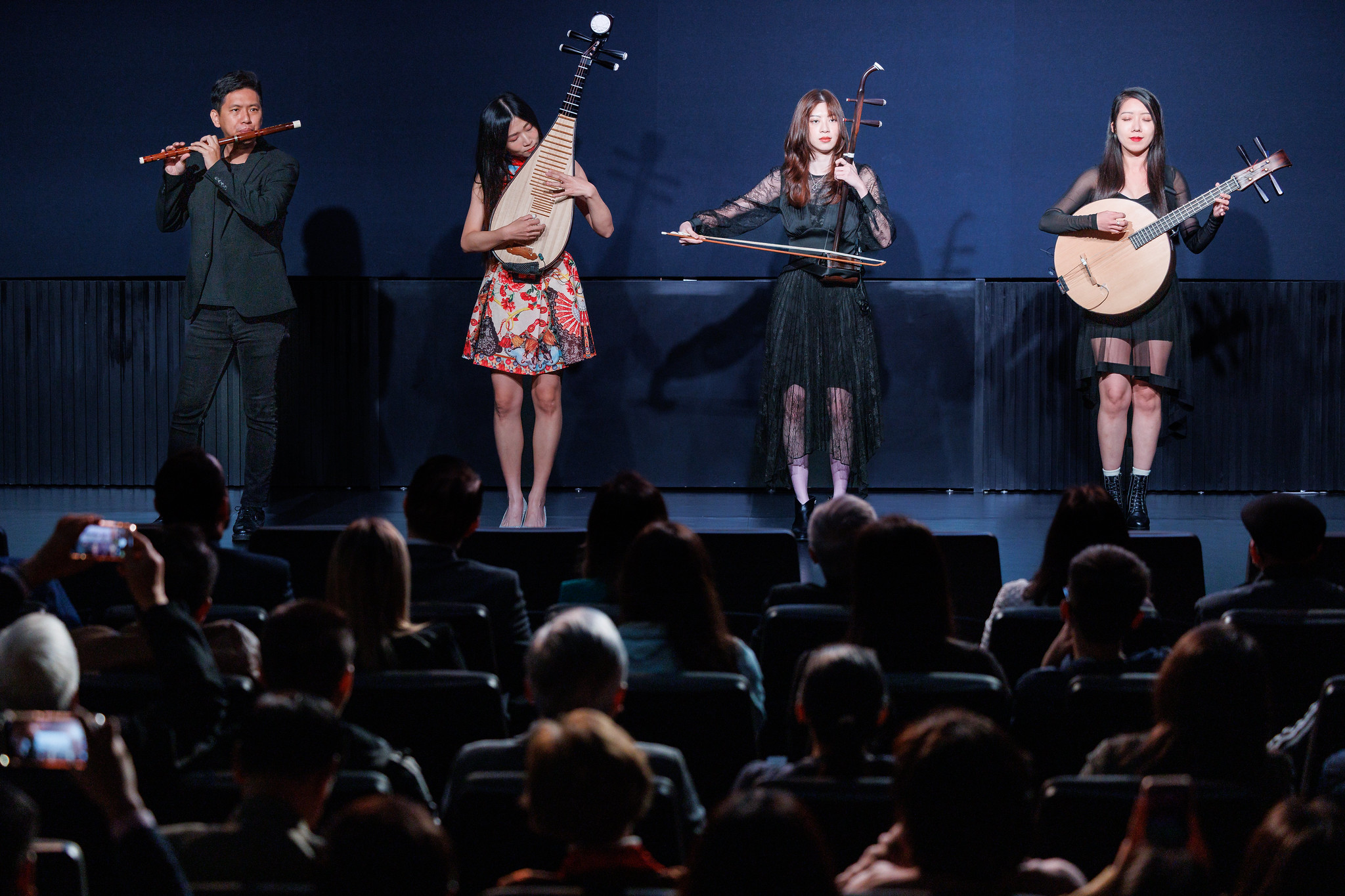 Apresentação do grupo Formosa Melody Music Center<a style='float:right;color:#ccc' href='https://www3.al.sp.gov.br/repositorio/noticia/N-10-2025/fg354343.jpg' target=_blank><i class='bi bi-zoom-in'></i> Clique para ver a imagem </a>