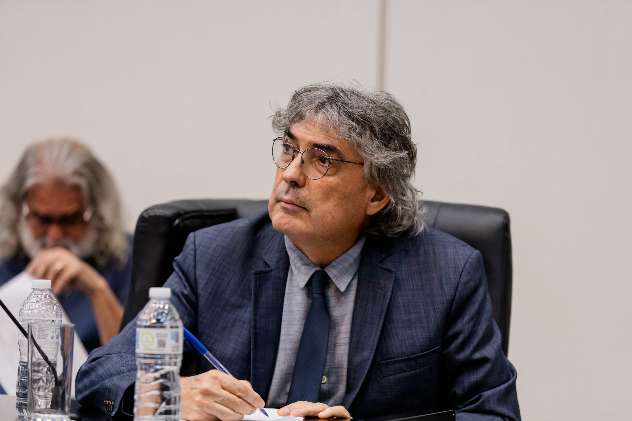 Giannazi (Psol): parque virou shopping center<a style='float:right;color:#ccc' href='https://www3.al.sp.gov.br/repositorio/noticia/N-10-2025/fg354826.jpg' target=_blank><i class='bi bi-zoom-in'></i> Clique para ver a imagem </a>