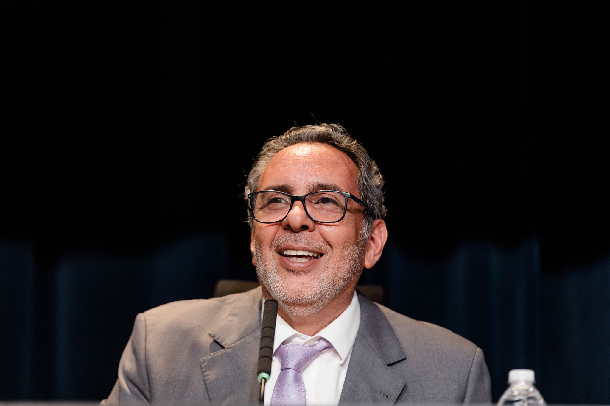 Rmulo Fernandes proponente do Ato Solene<a style='float:right;color:#ccc' href='https://www3.al.sp.gov.br/repositorio/noticia/N-10-2025/fg355646.jpg' target=_blank><i class='bi bi-zoom-in'></i> Clique para ver a imagem </a>