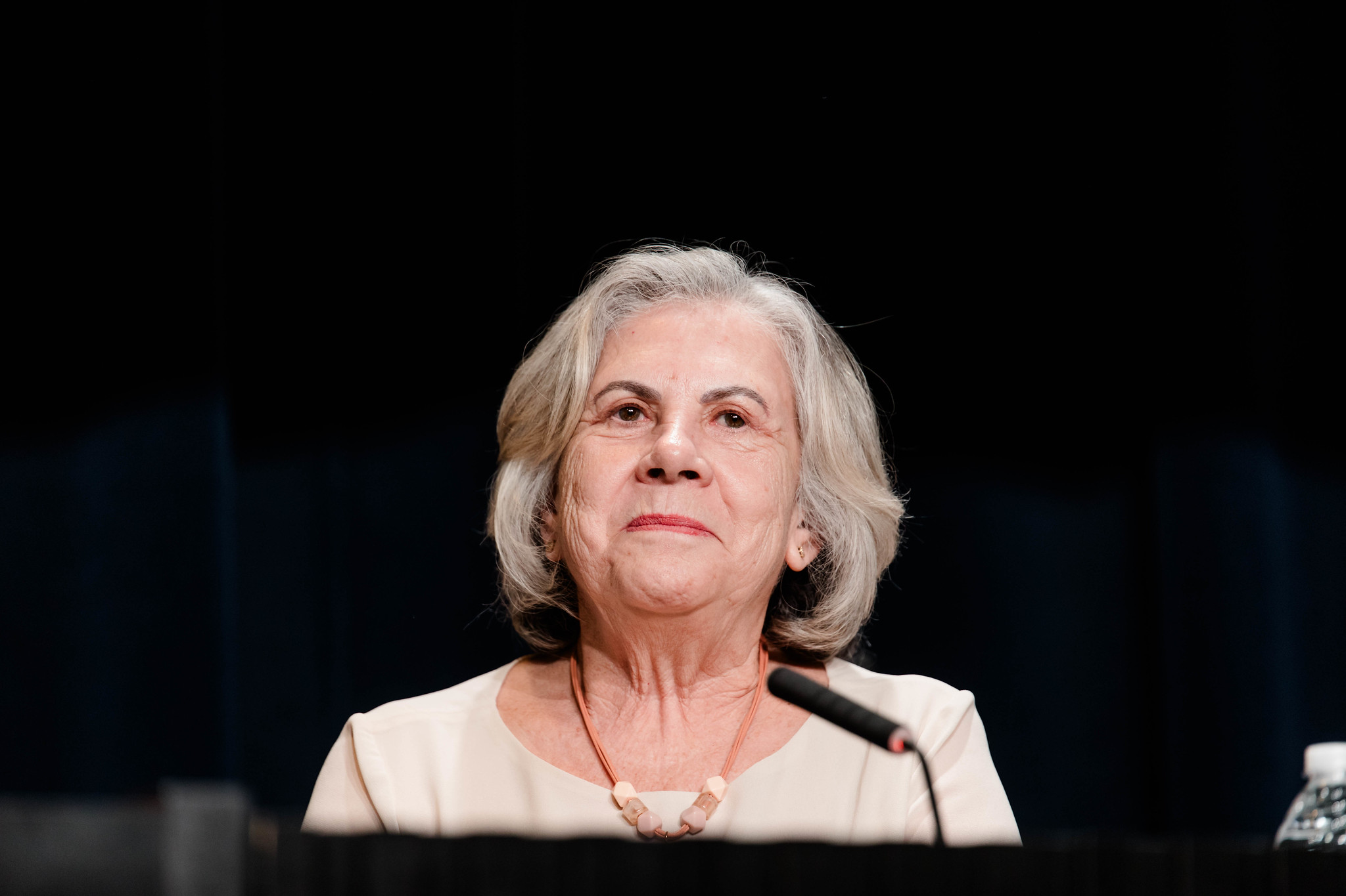 Celma Dias ex vice-prefeita de Mau<a style='float:right;color:#ccc' href='https://www3.al.sp.gov.br/repositorio/noticia/N-10-2025/fg355648.jpg' target=_blank><i class='bi bi-zoom-in'></i> Clique para ver a imagem </a>