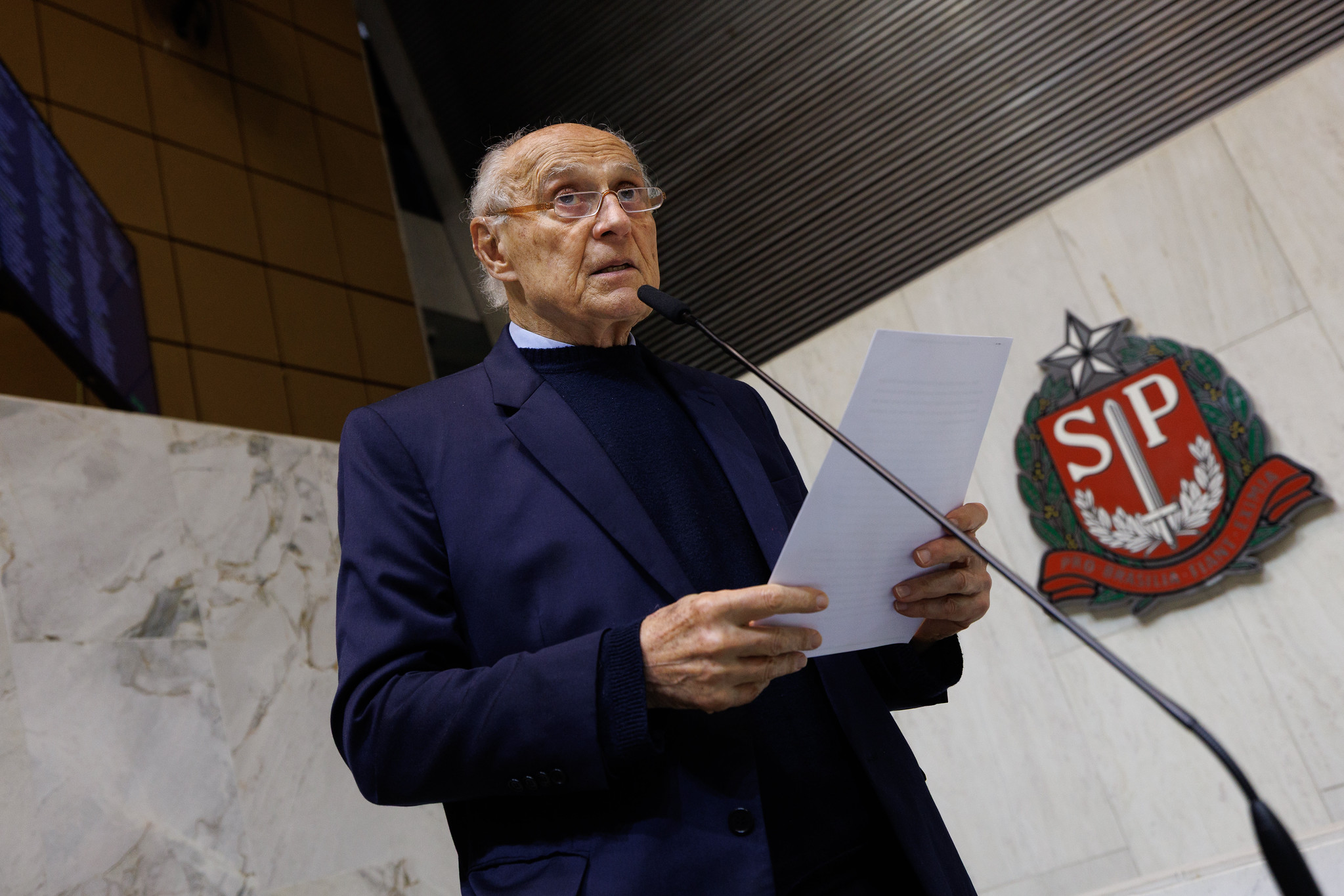 Deputado Eduardo Suplicy<a style='float:right;color:#ccc' href='https://www3.al.sp.gov.br/repositorio/noticia/N-10-2026/fg367554.jpg' target=_blank><i class='bi bi-zoom-in'></i> Clique para ver a imagem </a>
