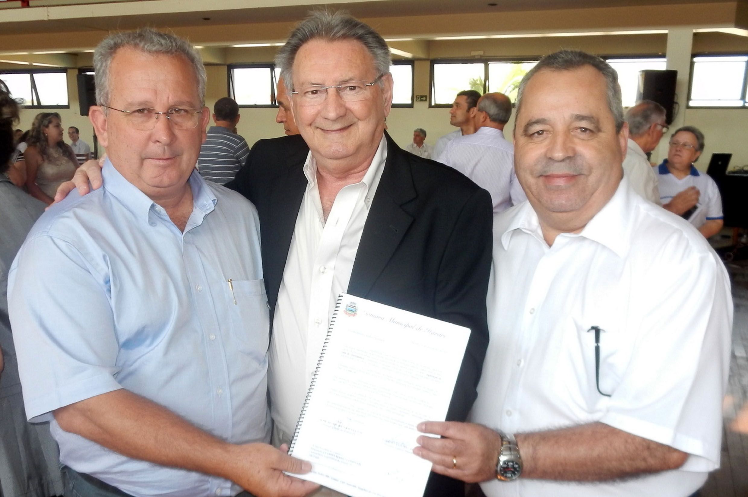 Larcio Antnio Amado, Dr. Ulysses e Jos Aparecido dos Santos em Itarar<a style='float:right;color:#ccc' href='https://www3.al.sp.gov.br/repositorio/noticia/N-11-2013/fg132447.jpg' target=_blank><i class='bi bi-zoom-in'></i> Clique para ver a imagem </a>