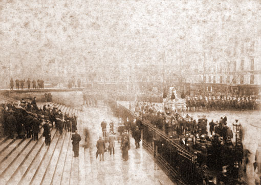 Funeral de Dom Pedro II, Frana em 1891<a style='float:right;color:#ccc' href='https://www3.al.sp.gov.br/repositorio/noticia/N-11-2013/fg139710.jpg' target=_blank><i class='bi bi-zoom-in'></i> Clique para ver a imagem </a>
