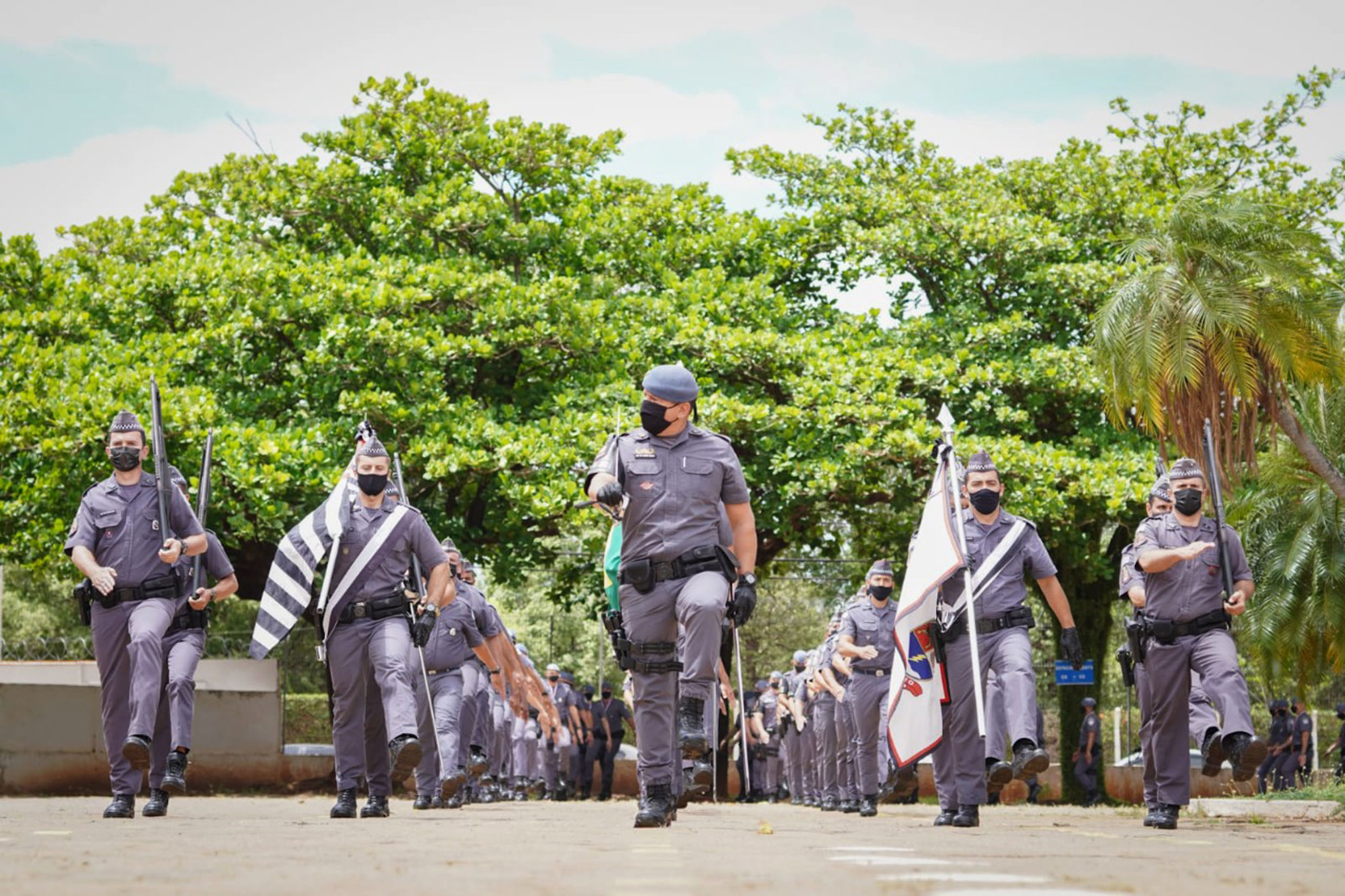  Ato Solene Policiais Araatuba<a style='float:right;color:#ccc' href='https://www3.al.sp.gov.br/repositorio/noticia/N-11-2021/fg278090.jpg' target=_blank><i class='bi bi-zoom-in'></i> Clique para ver a imagem </a>