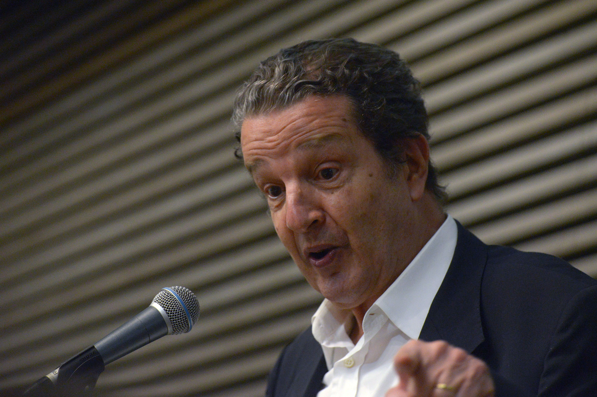 Sesso Solene com a finalidade de entregar o Colar de Honra ao Mrito Legislativo do Estado de So Paulo ao jornalista Jos Trajano<a style='float:right;color:#ccc' href='https://www3.al.sp.gov.br/repositorio/noticia/N-11-2021/fg278505.jpg' target=_blank><i class='bi bi-zoom-in'></i> Clique para ver a imagem </a>