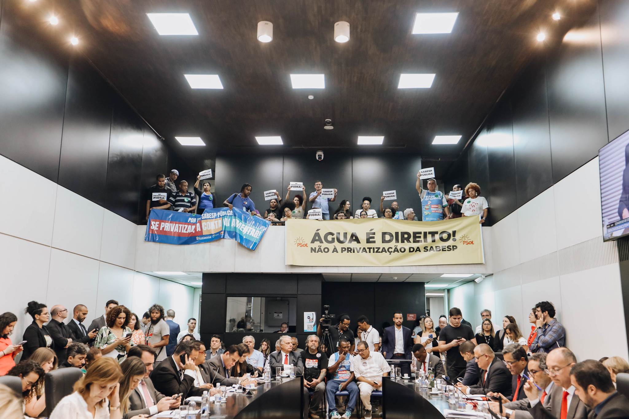 Reunio conjunta de comisses <a style='float:right;color:#ccc' href='https://www3.al.sp.gov.br/repositorio/noticia/N-11-2023/fg313247.jpg' target=_blank><i class='bi bi-zoom-in'></i> Clique para ver a imagem </a>