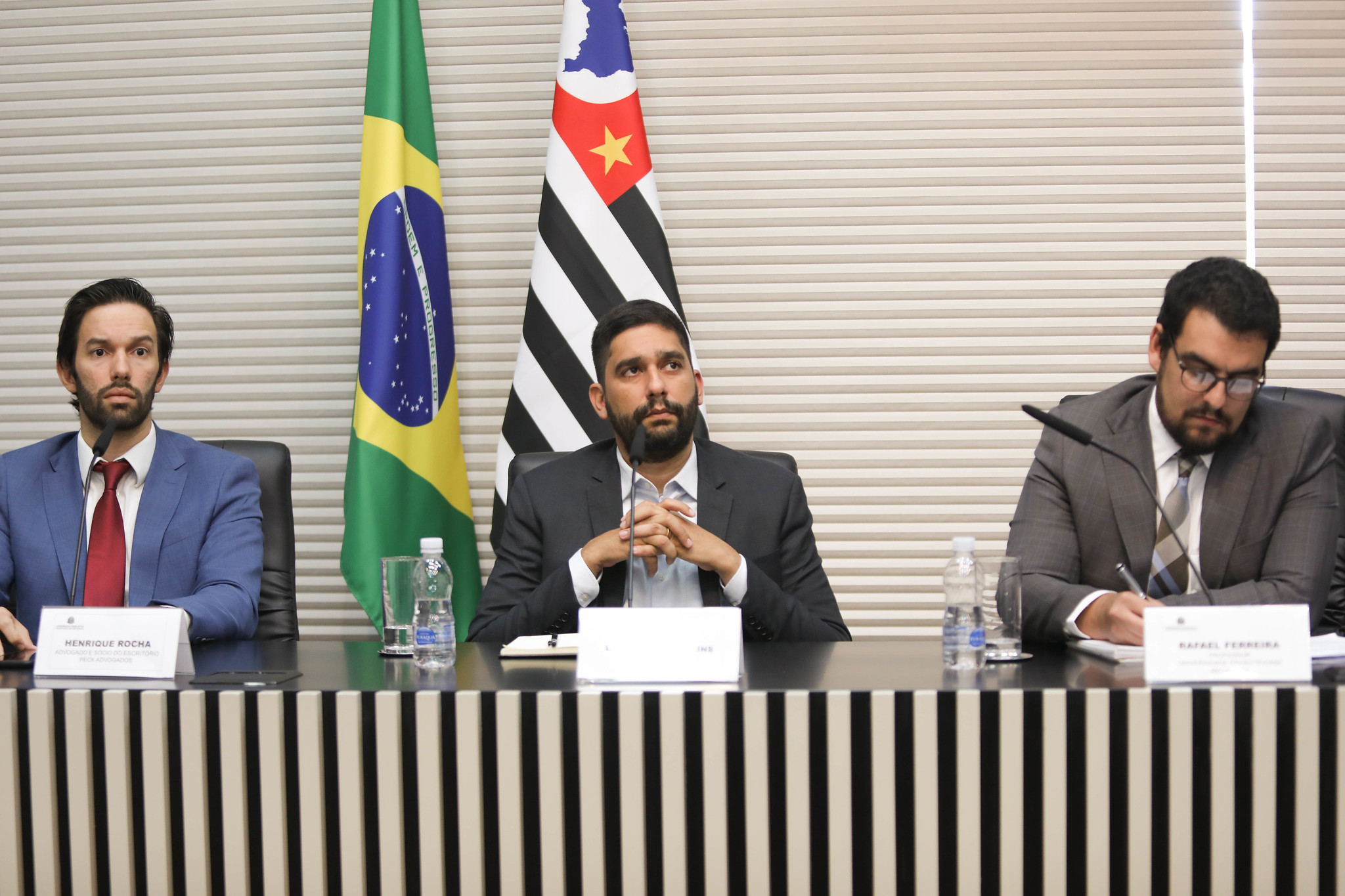 Seminário ILP Proteção de Dados Pessoais <a style='float:right;color:#ccc' href='https://www3.al.sp.gov.br/repositorio/noticia/N-11-2023/fg313583.jpg' target=_blank><i class='bi bi-zoom-in'></i> Clique para ver a imagem </a>
