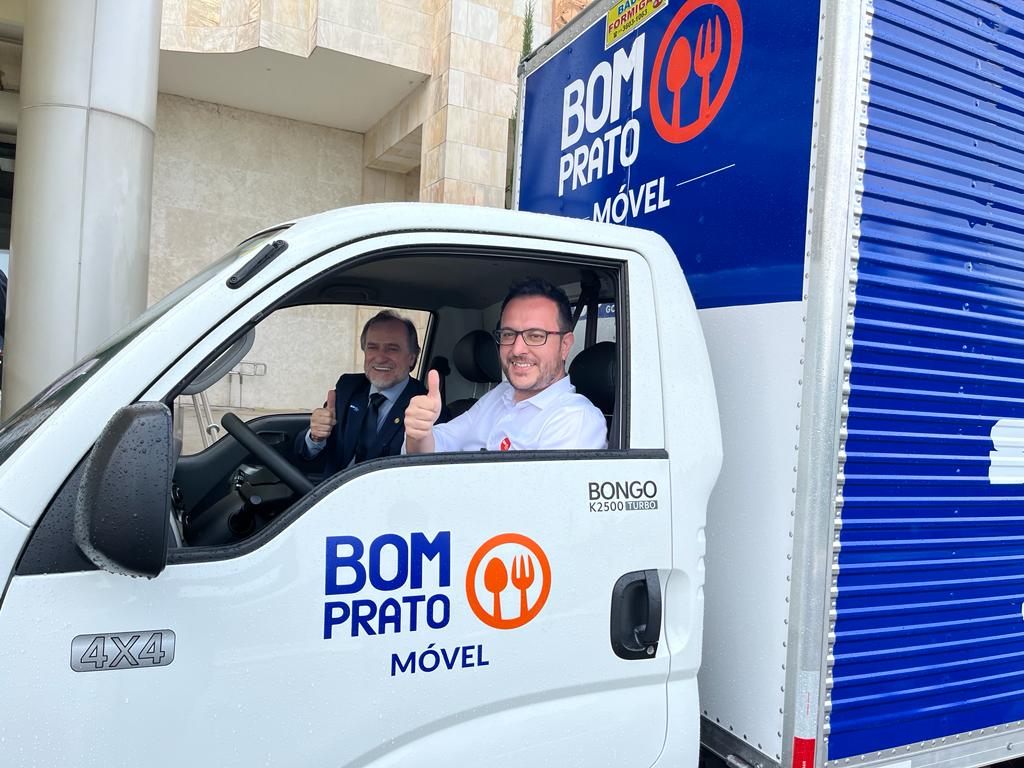 Sumar recebe Bom Prato Mvel <a style='float:right;color:#ccc' href='https://www3.al.sp.gov.br/repositorio/noticia/N-11-2023/fg314701.jpeg' target=_blank><i class='bi bi-zoom-in'></i> Clique para ver a imagem </a>