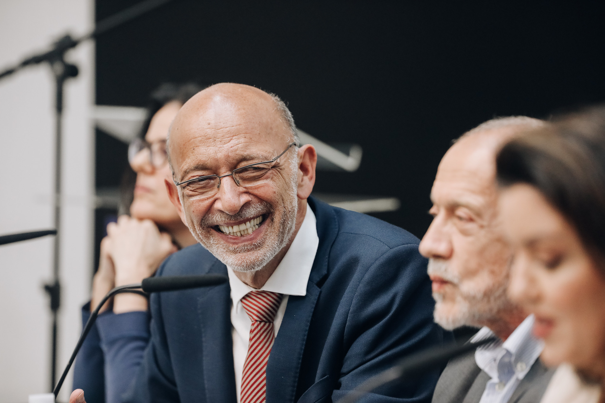 Alexandre Kalache, mdico epidemiologista<a style='float:right;color:#ccc' href='https://www3.al.sp.gov.br/repositorio/noticia/N-11-2024/fg337897.jpg' target=_blank><i class='bi bi-zoom-in'></i> Clique para ver a imagem </a>