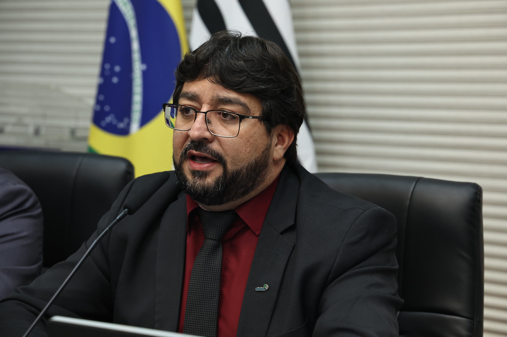 Presidente da Abrint, Mauricelio Oliveira<a style='float:right;color:#ccc' href='https://www3.al.sp.gov.br/repositorio/noticia/N-11-2024/fg337912.jpg' target=_blank><i class='bi bi-zoom-in'></i> Clique para ver a imagem </a>