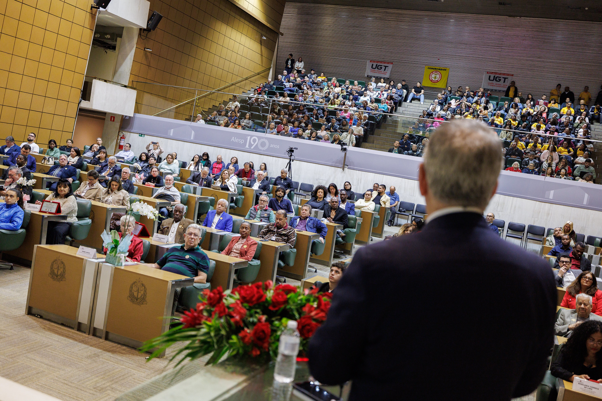 Evento tambm defendeu fim da escala 6x1<a style='float:right;color:#ccc' href='https://www3.al.sp.gov.br/repositorio/noticia/N-11-2025/fg355803.jpg' target=_blank><i class='bi bi-zoom-in'></i> Clique para ver a imagem </a>