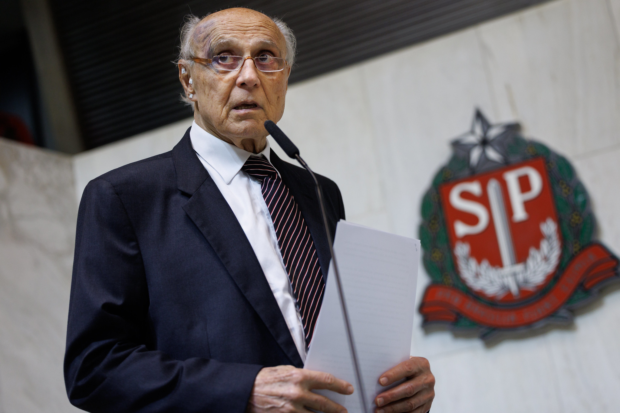 Deputado Eduardo Suplicy<a style='float:right;color:#ccc' href='https://www3.al.sp.gov.br/repositorio/noticia/N-11-2025/fg355949.jpg' target=_blank><i class='bi bi-zoom-in'></i> Clique para ver a imagem </a>