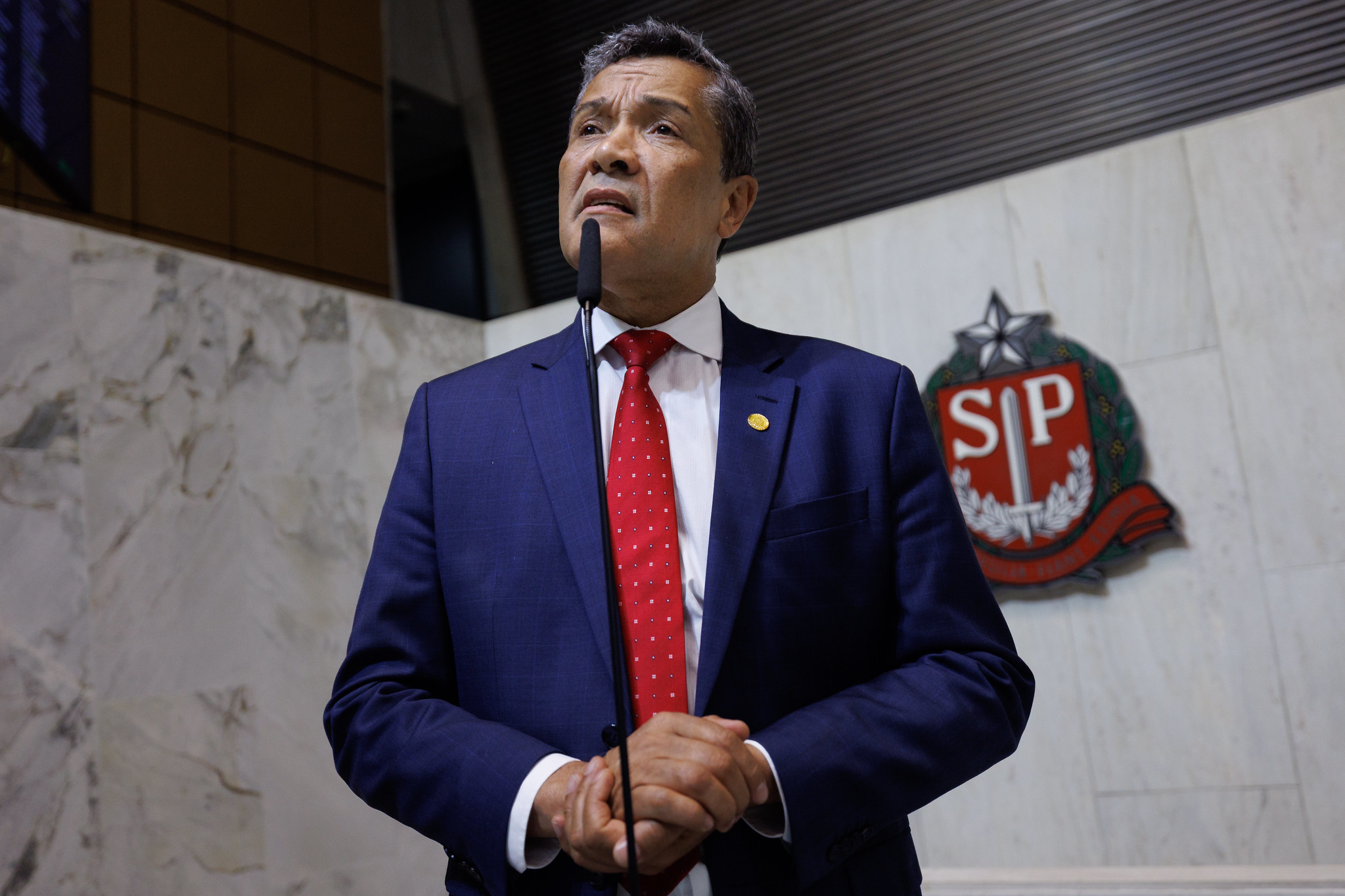 Reis (PT): manifestao de policiais<a style='float:right;color:#ccc' href='https://www3.al.sp.gov.br/repositorio/noticia/N-11-2025/fg357120.jpg' target=_blank><i class='bi bi-zoom-in'></i> Clique para ver a imagem </a>