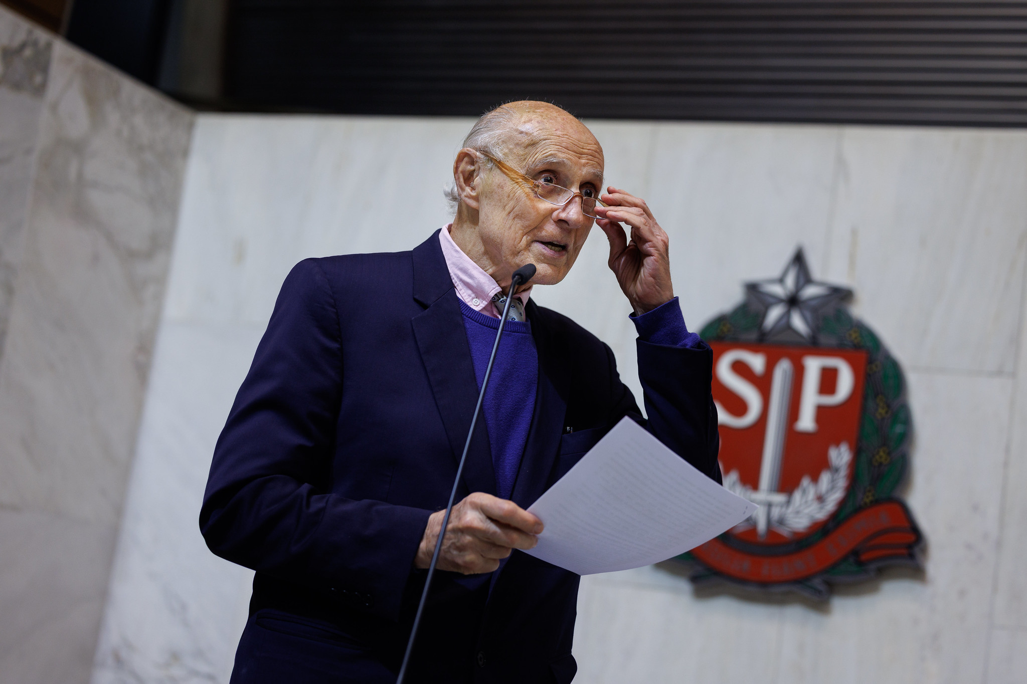 Eduardo Suplicy (PT): cracolndia<a style='float:right;color:#ccc' href='https://www3.al.sp.gov.br/repositorio/noticia/N-11-2025/fg357126.jpg' target=_blank><i class='bi bi-zoom-in'></i> Clique para ver a imagem </a>