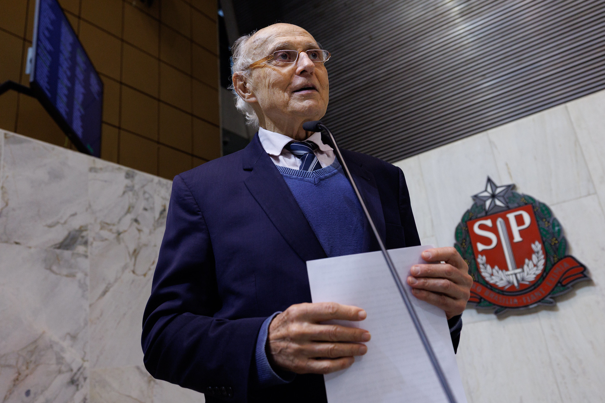 Deputado Eduardo Suplicy<a style='float:right;color:#ccc' href='https://www3.al.sp.gov.br/repositorio/noticia/N-11-2025/fg357304.jpg' target=_blank><i class='bi bi-zoom-in'></i> Clique para ver a imagem </a>