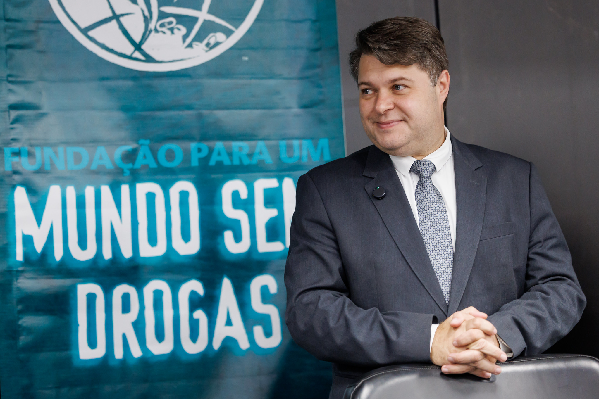 Andr Bueno: reintegrar na sociedade<a style='float:right' href='https://www3.al.sp.gov.br/repositorio/noticia/N-11-2025/fg357644.jpg' target=_blank><img src='/_img/material-file-download-white.png' width='14px' alt='Clique para baixar a imagem'></a>