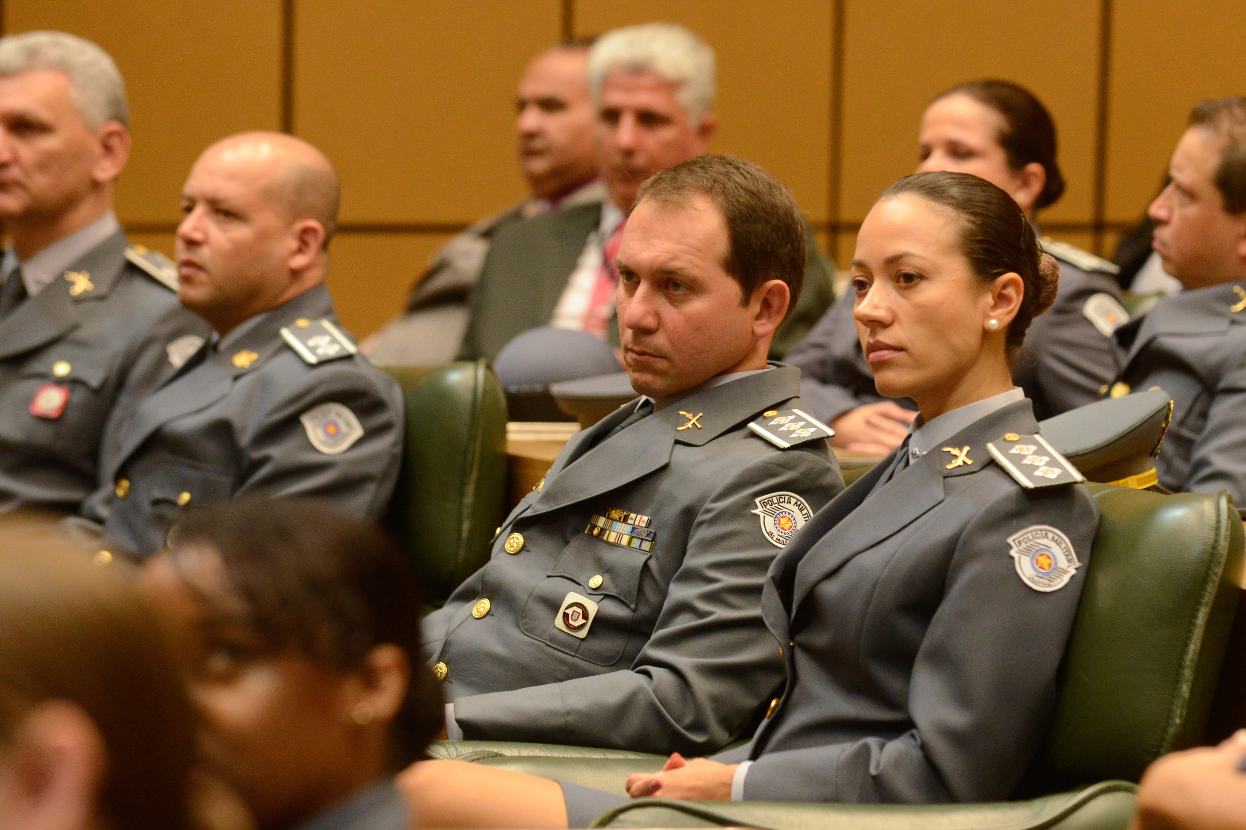 Policiais militares presentes na solenidade<a style='float:right;color:#ccc' href='https://www3.al.sp.gov.br/repositorio/noticia/N-12-2016/fg197549.jpg' target=_blank><i class='bi bi-zoom-in'></i> Clique para ver a imagem </a>