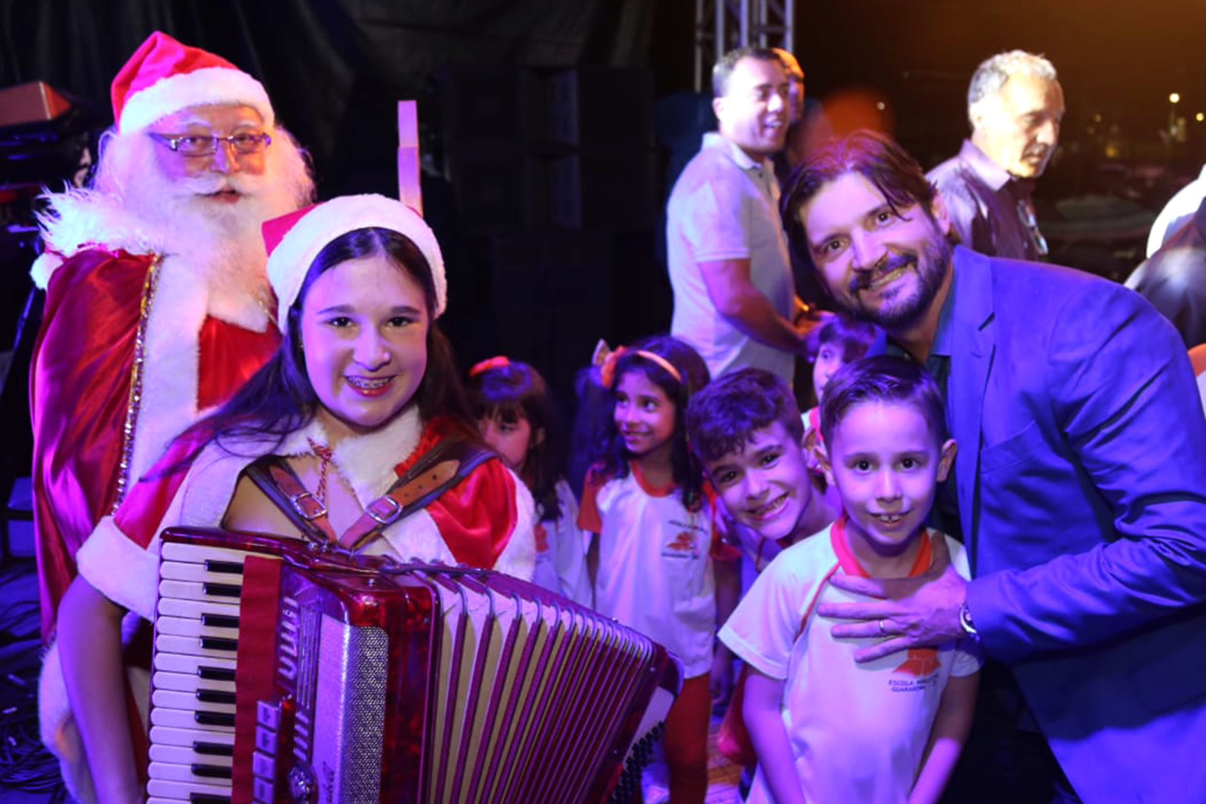 André do Prado (à dir.)<a style='float:right;color:#ccc' href='https://www3.al.sp.gov.br/repositorio/noticia/N-12-2019/fg245459.jpg' target=_blank><i class='bi bi-zoom-in'></i> Clique para ver a imagem </a>