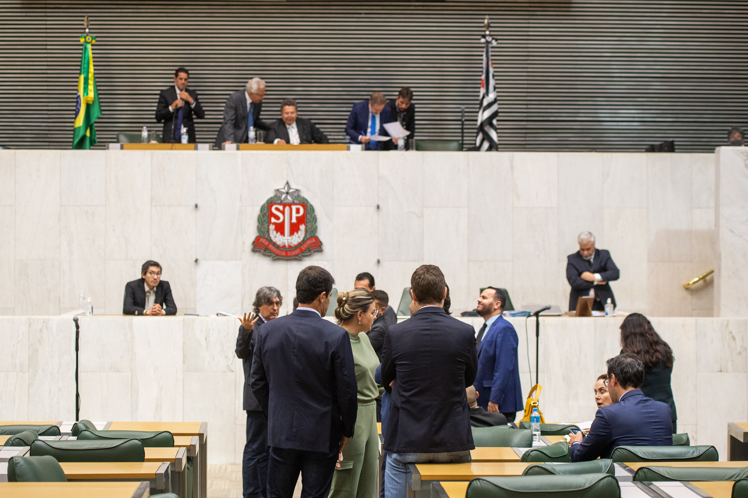 Comissão aprova novas regras para estágios. Veja o que pode mudar