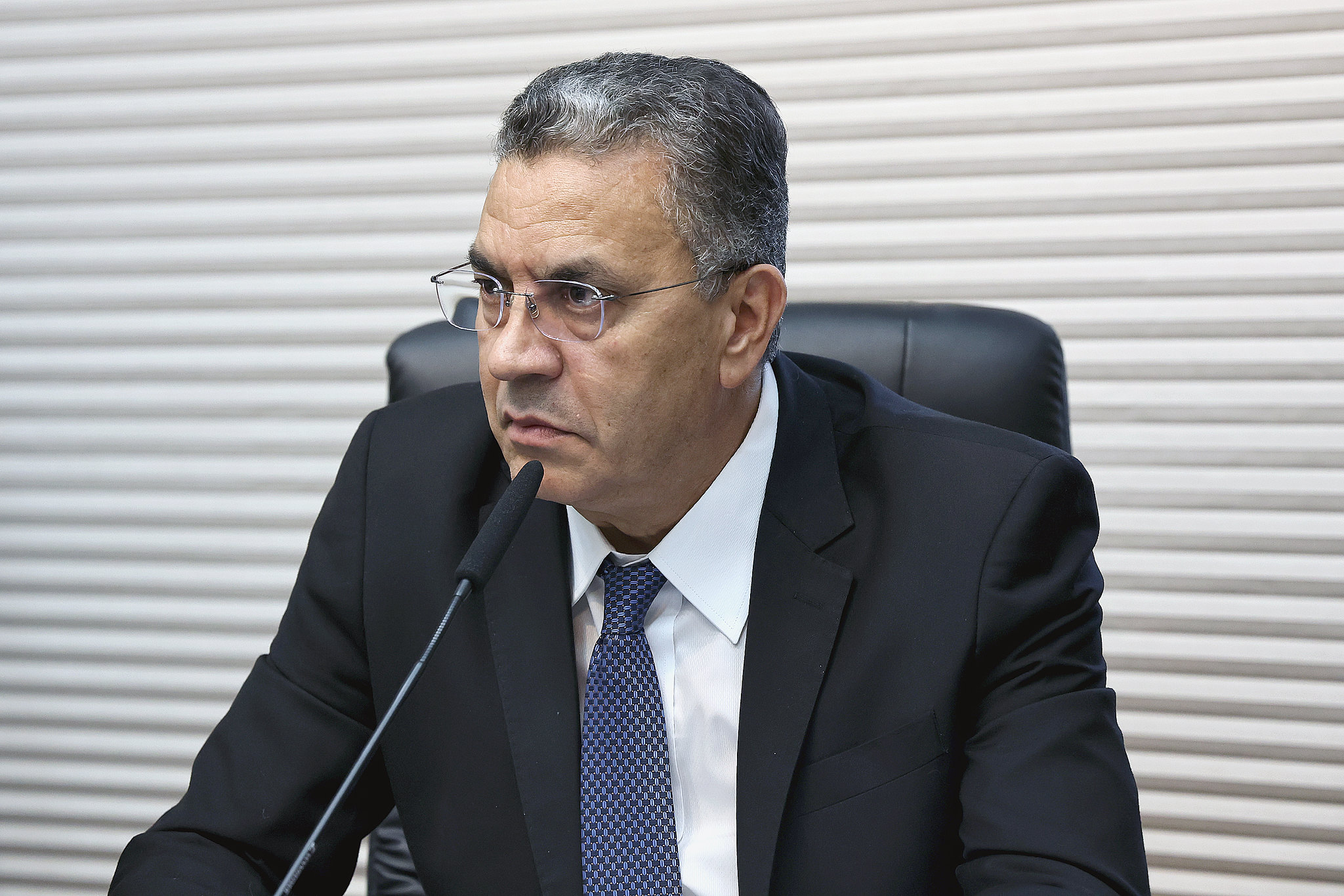Gilmaci Santos (Republicanos) preside a CFOP<a style='float:right;color:#ccc' href='https://www3.al.sp.gov.br/repositorio/noticia/N-12-2023/fg315941.jpg' target=_blank><i class='bi bi-zoom-in'></i> Clique para ver a imagem </a>