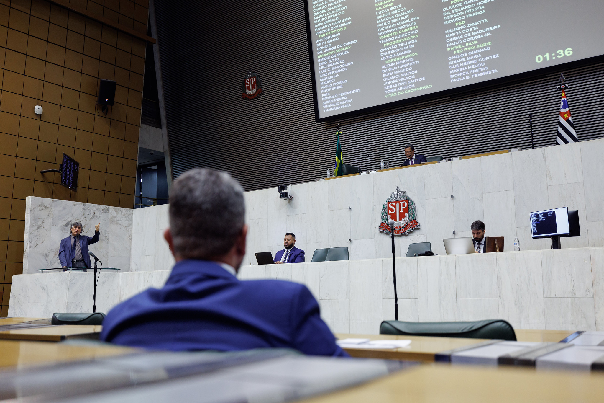 Sessão Ordinária no plenário Juscelino Kubitschek<a style='float:right;color:#ccc' href='https://www3.al.sp.gov.br/repositorio/noticia/N-12-2024/fg338999.jpg' target=_blank><i class='bi bi-zoom-in'></i> Clique para ver a imagem </a>