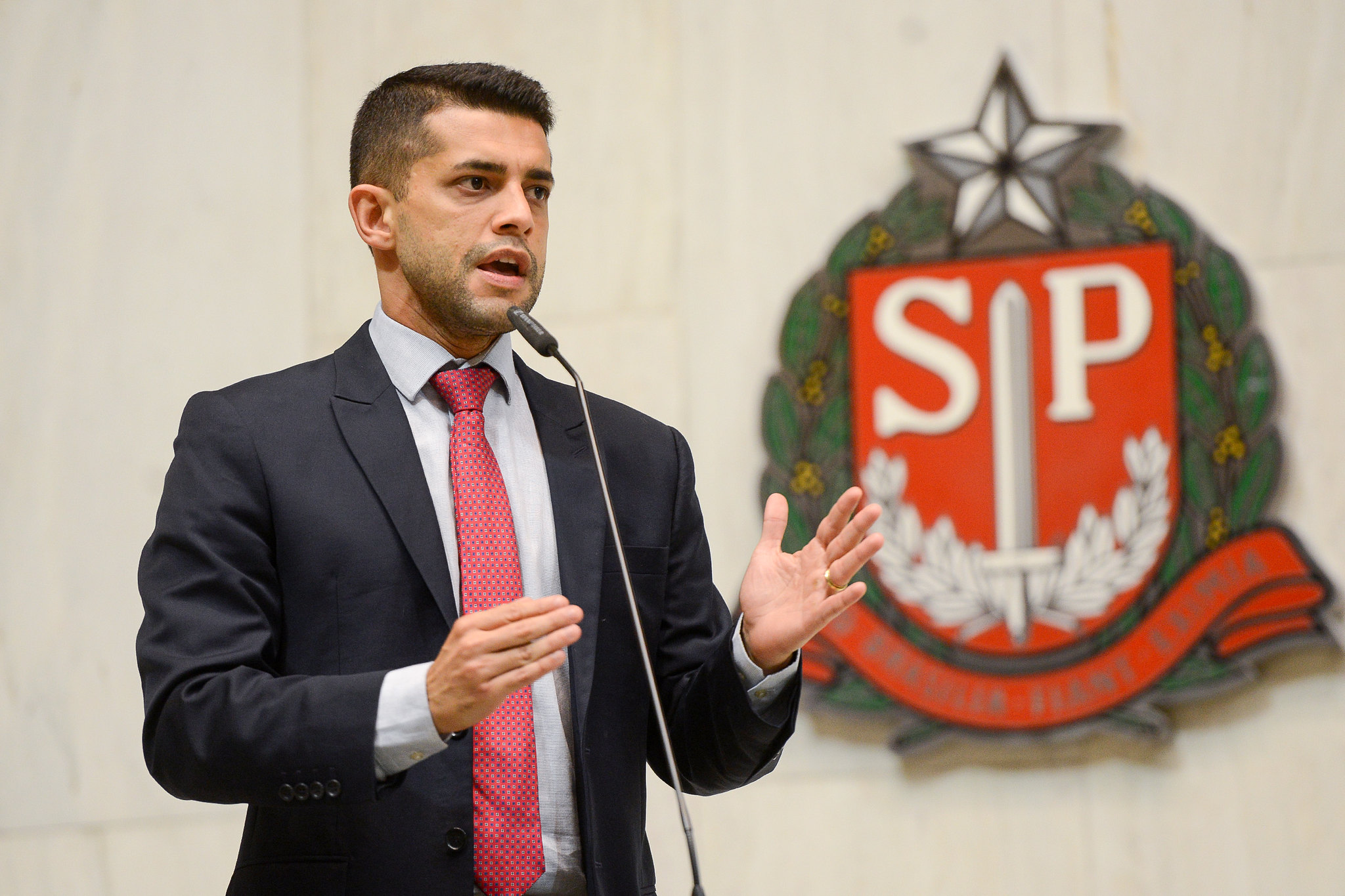 Dep. Caio Frana: evitar riscos desnecessrios<a style='float:right;color:#ccc' href='https://www3.al.sp.gov.br/repositorio/noticia/N-12-2024/fg339218.jpg' target=_blank><i class='bi bi-zoom-in'></i> Clique para ver a imagem </a>